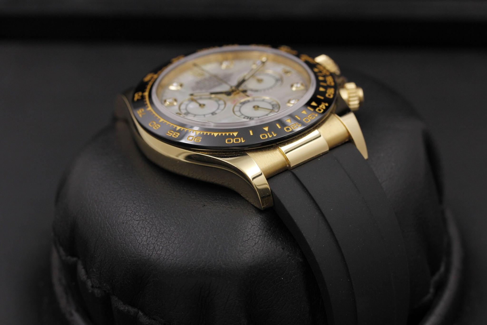 Watch Image 6