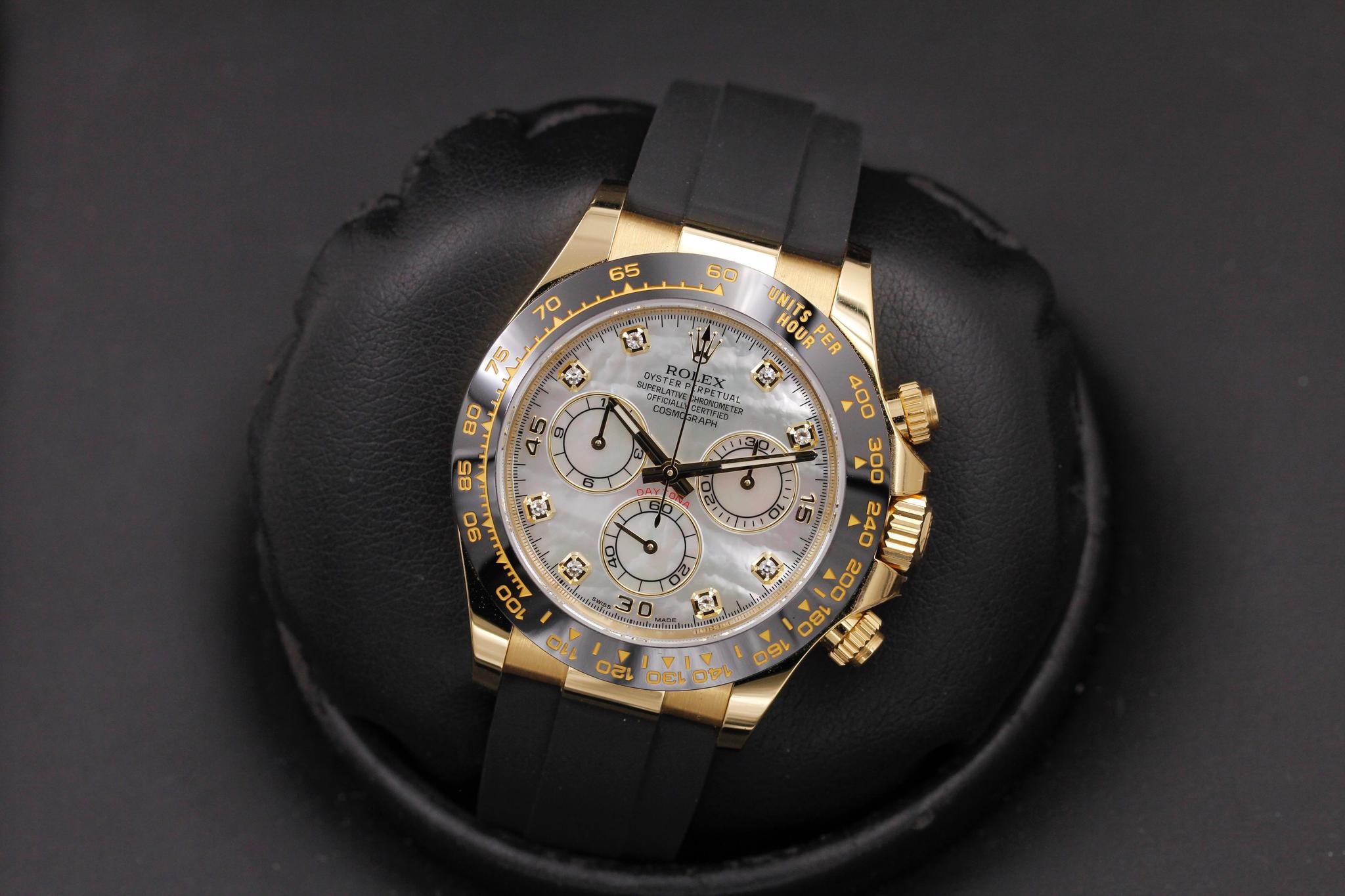 Watch Image 10