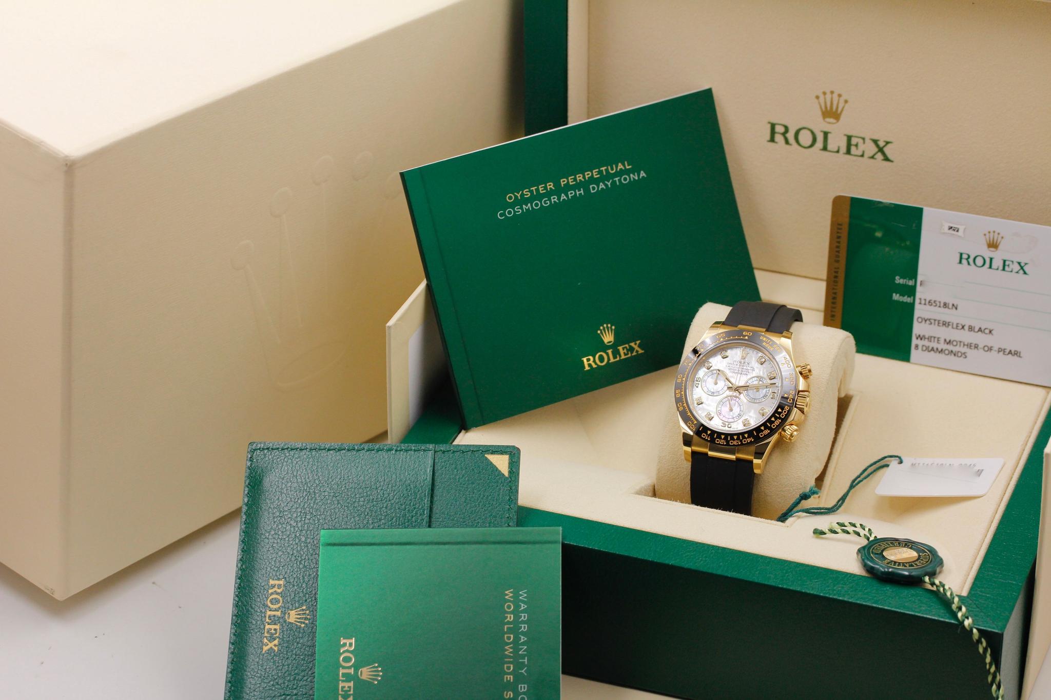 Watch Image 11
