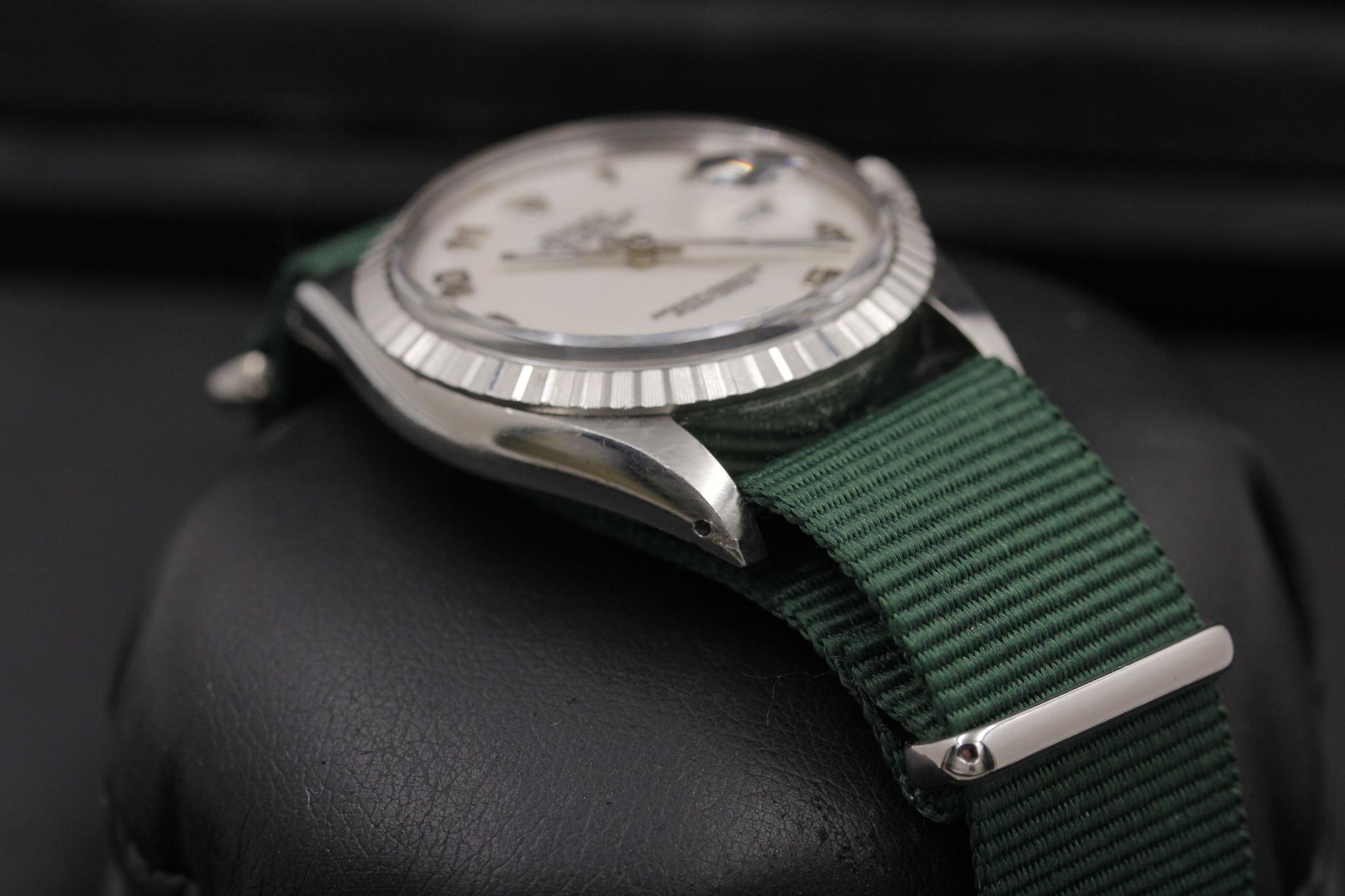 Watch Image 6