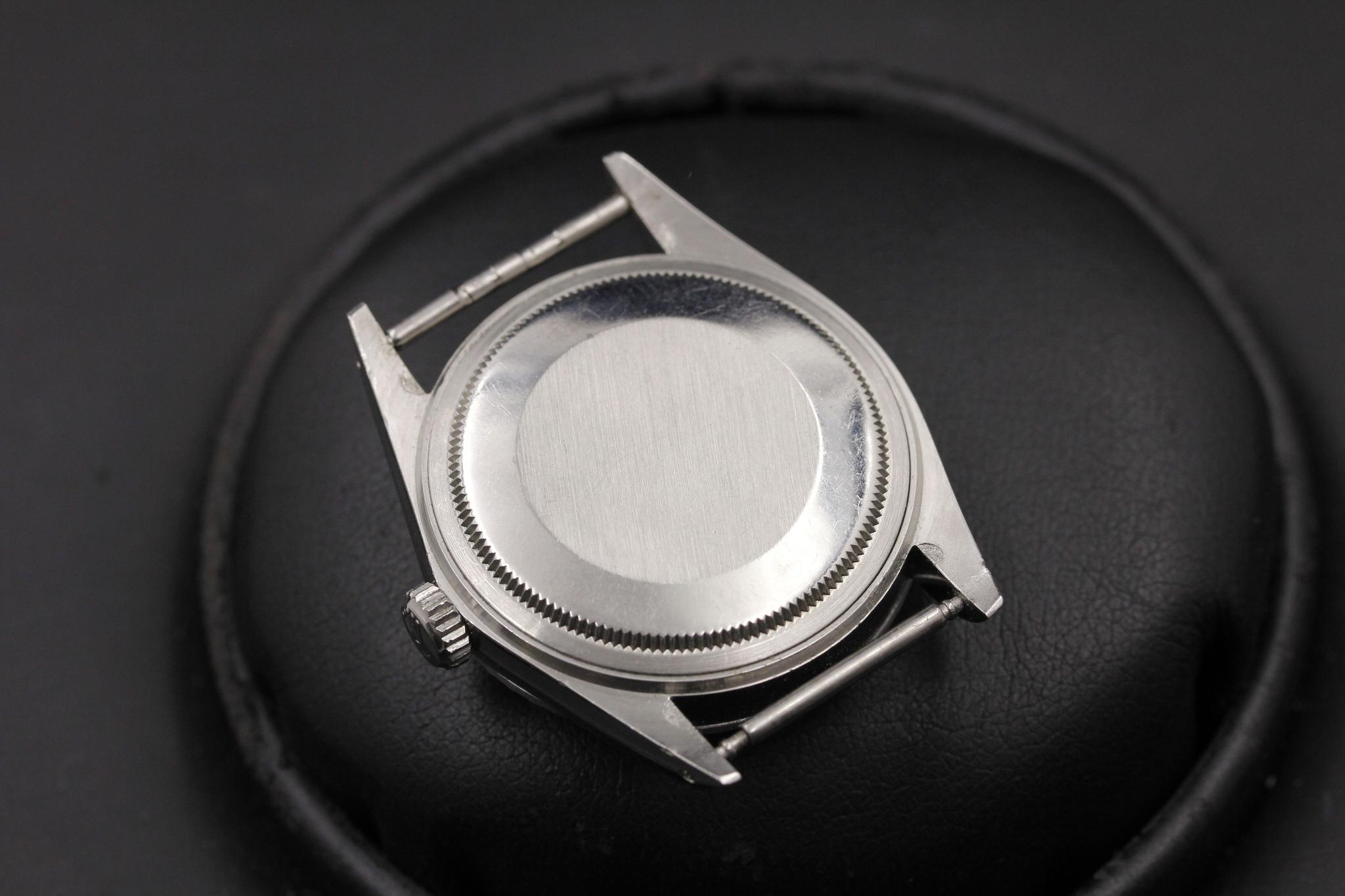 Watch Image 7