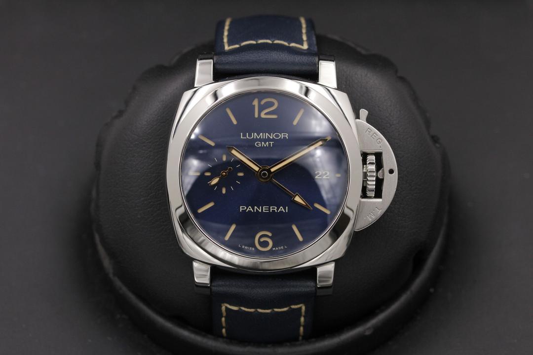 Panerai Luminor 1950 Gmt Pam 688