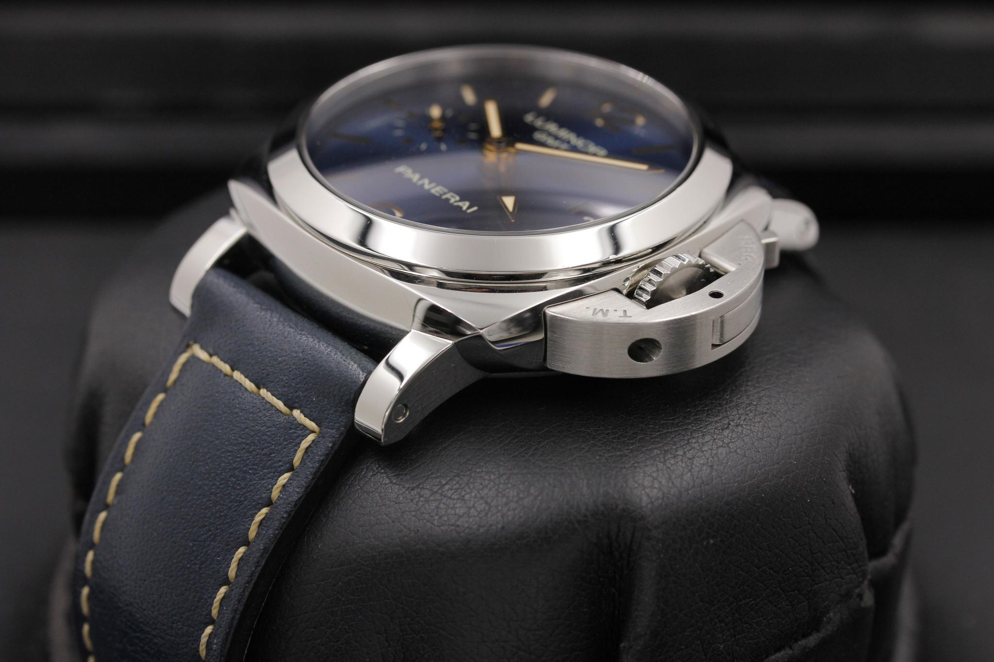 Watch Image 2