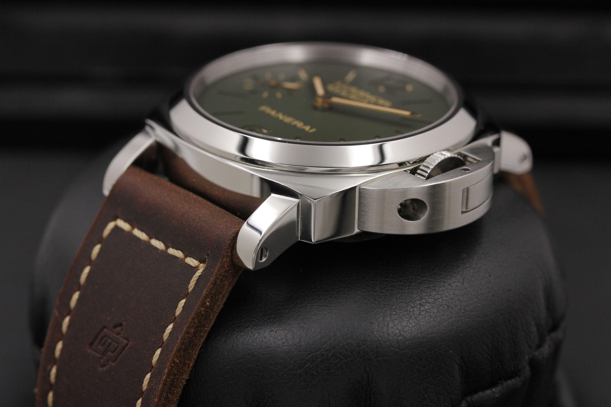 Watch Image 2