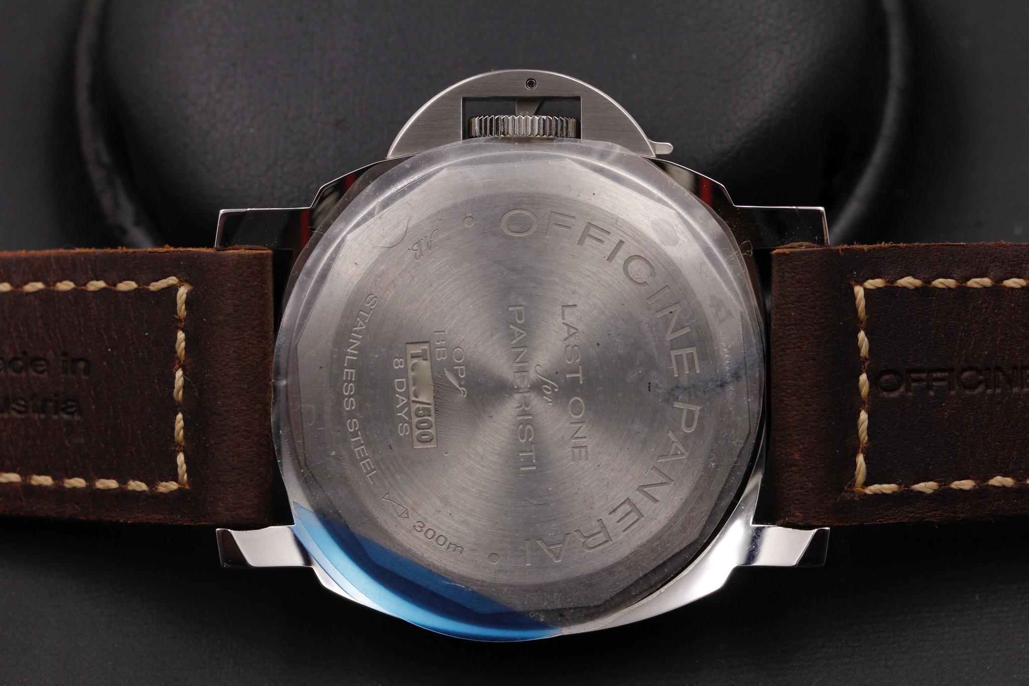 Watch Image 7