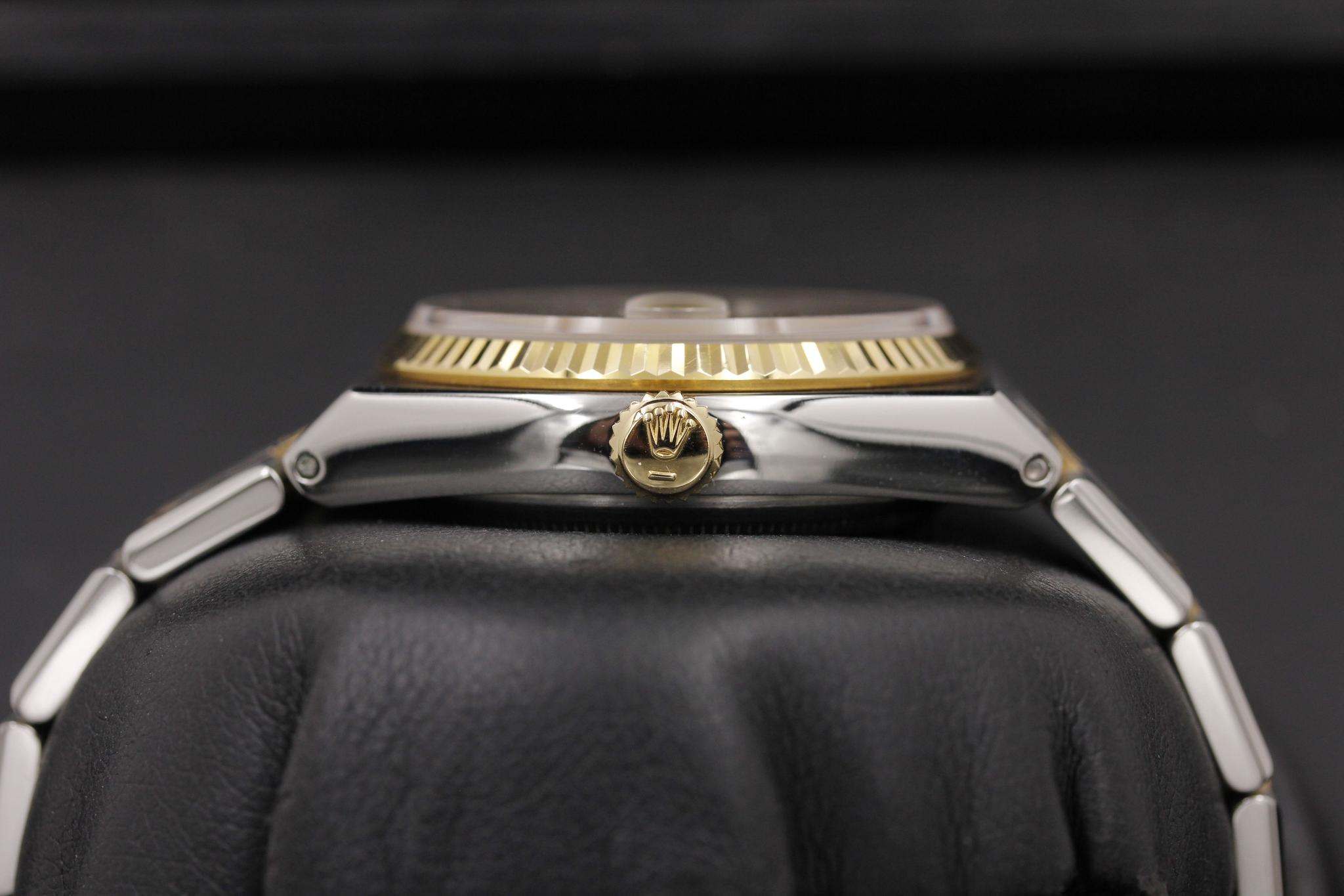 Watch Image 3