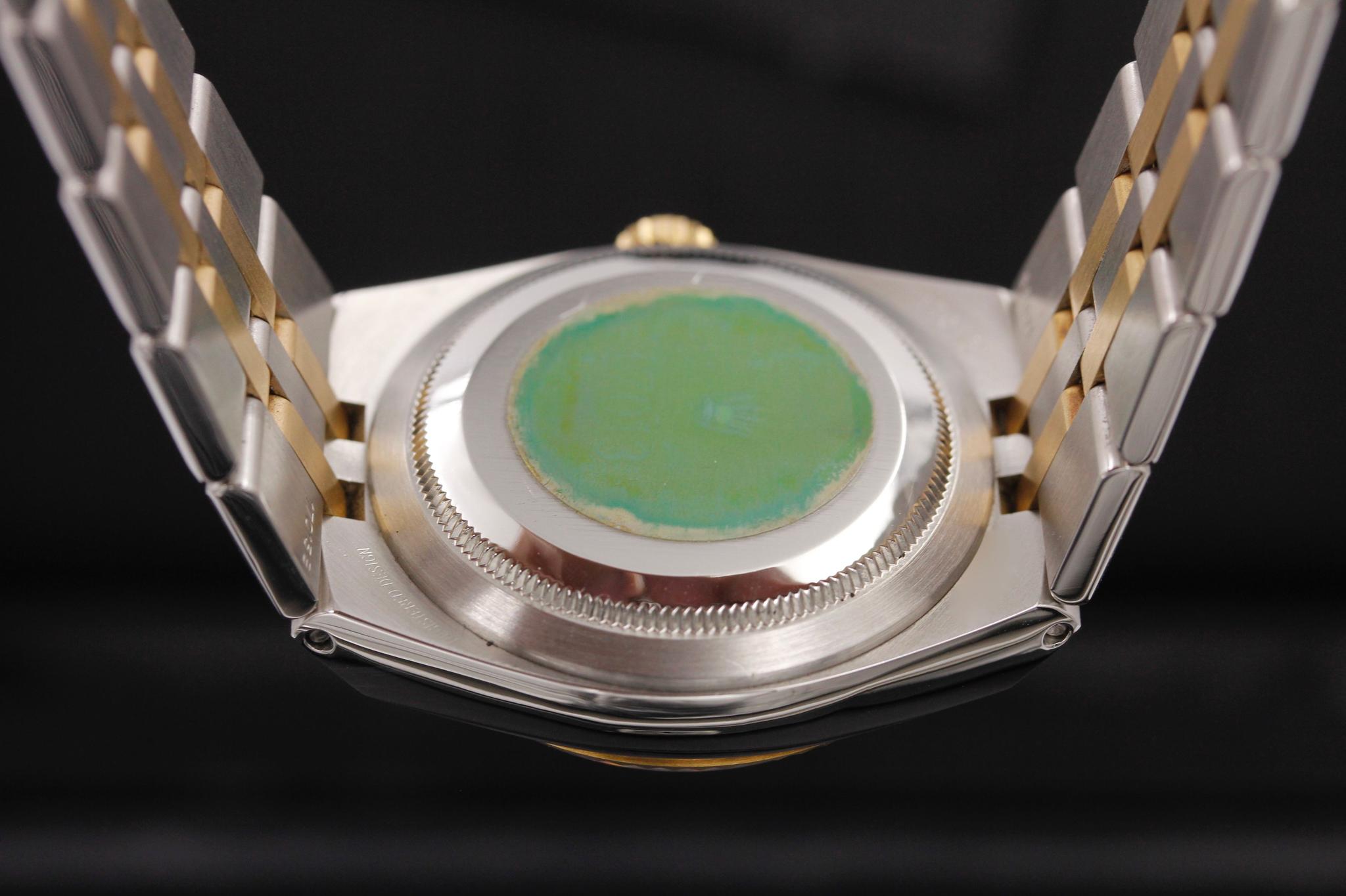 Watch Image 7
