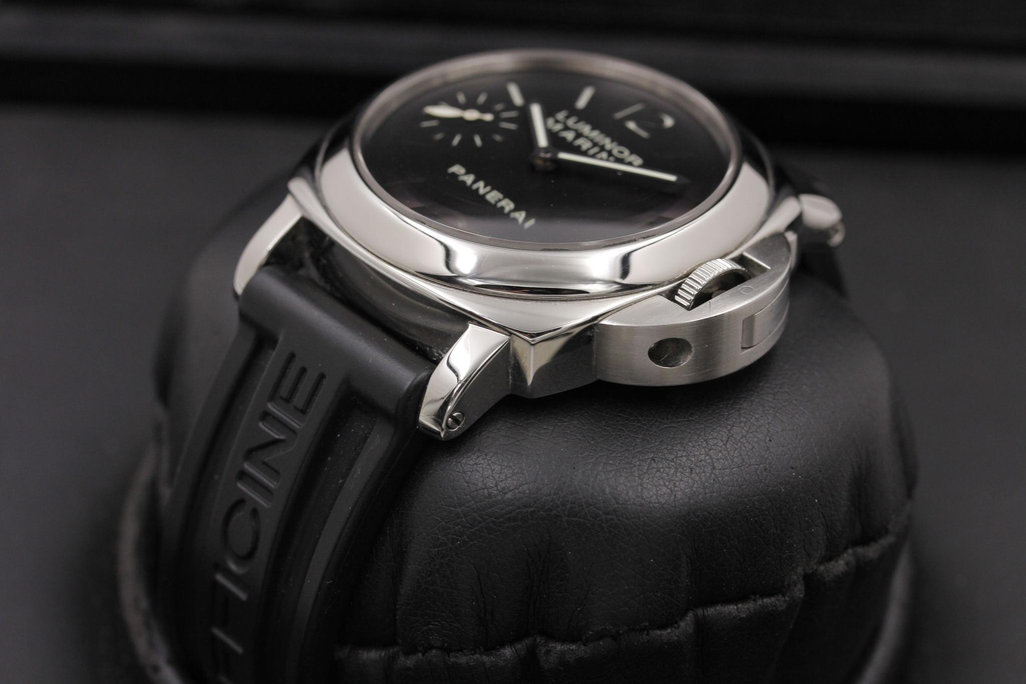 Watch Image 2