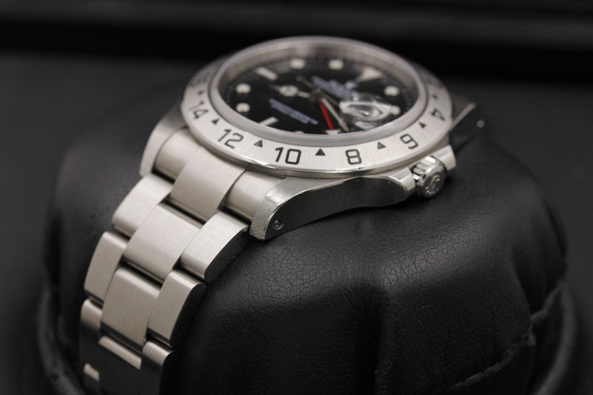 Watch Image 2
