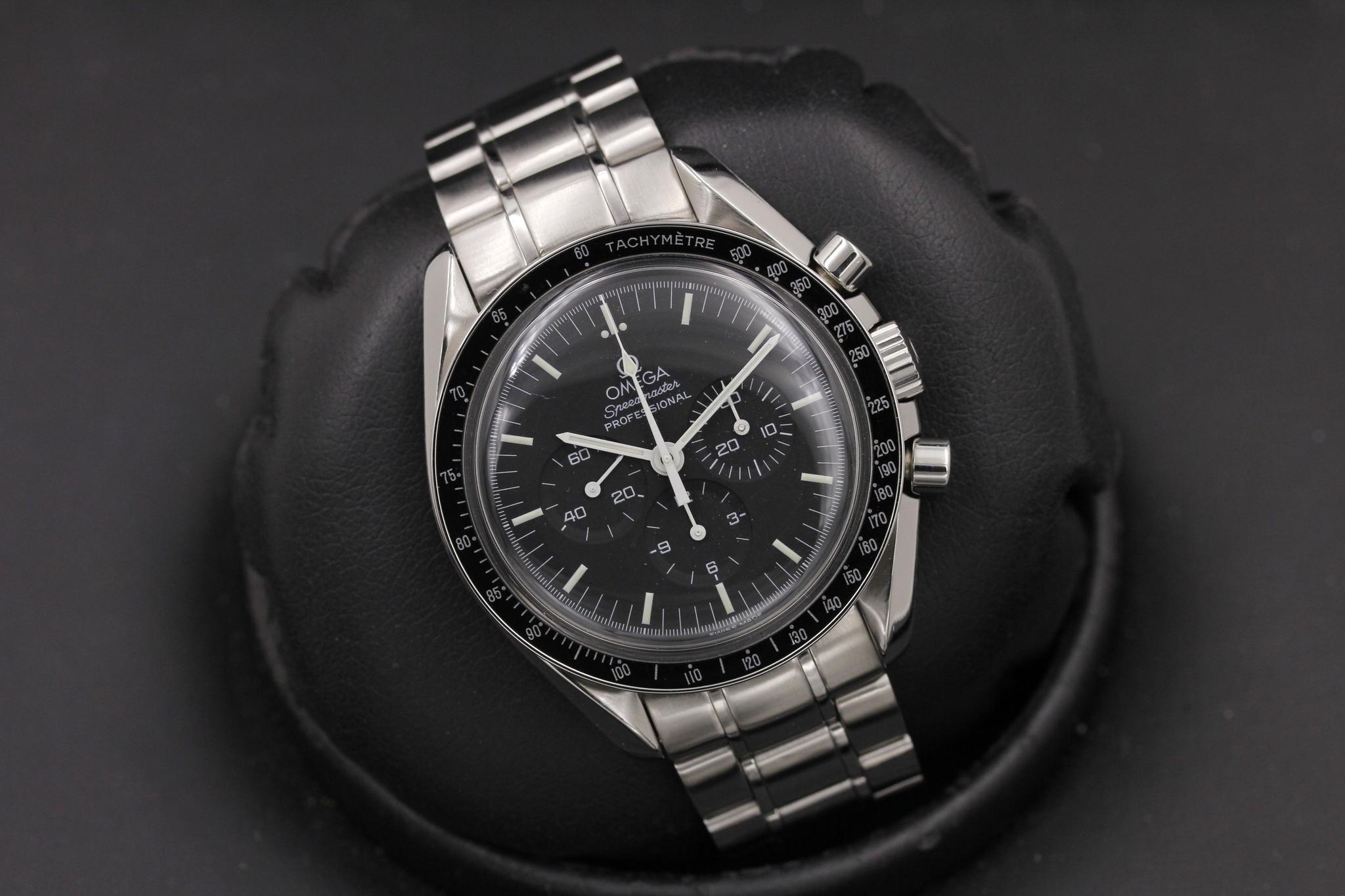 Watch Image 9