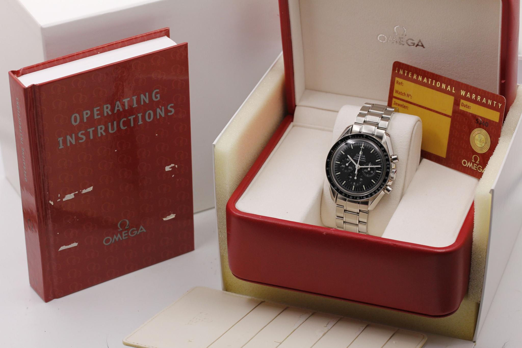 Watch Image 12