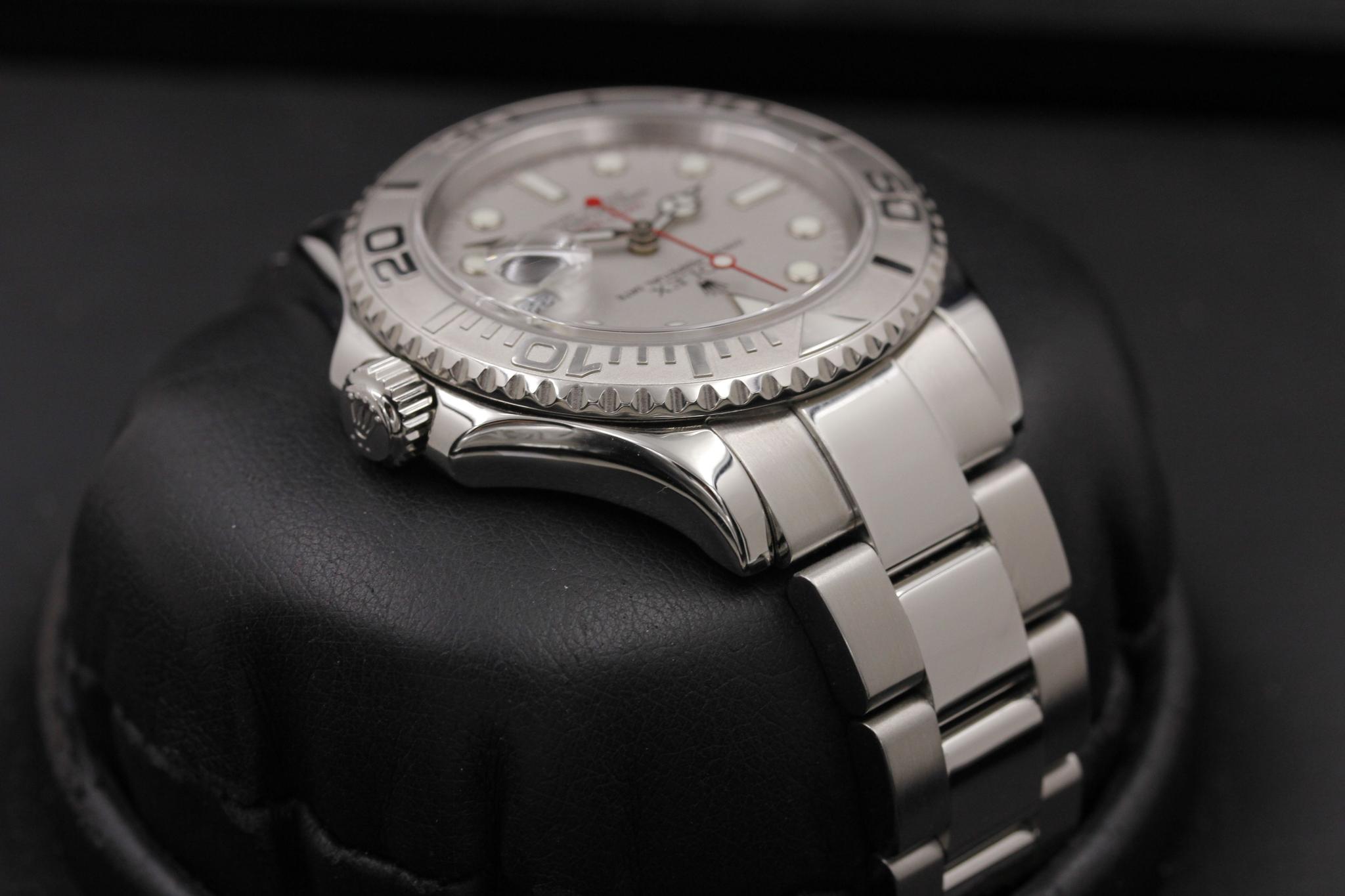 Watch Image 4