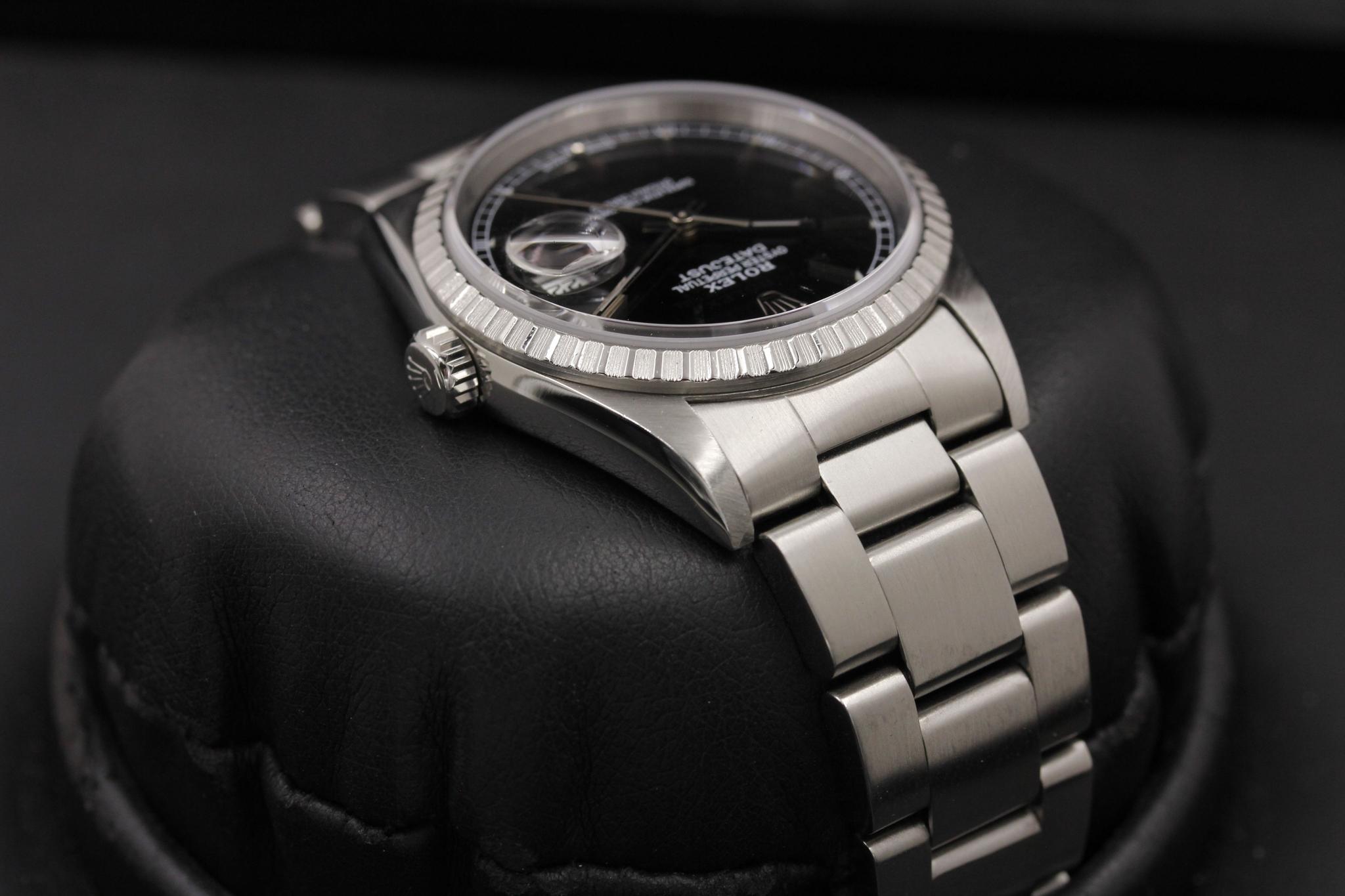 Watch Image 4