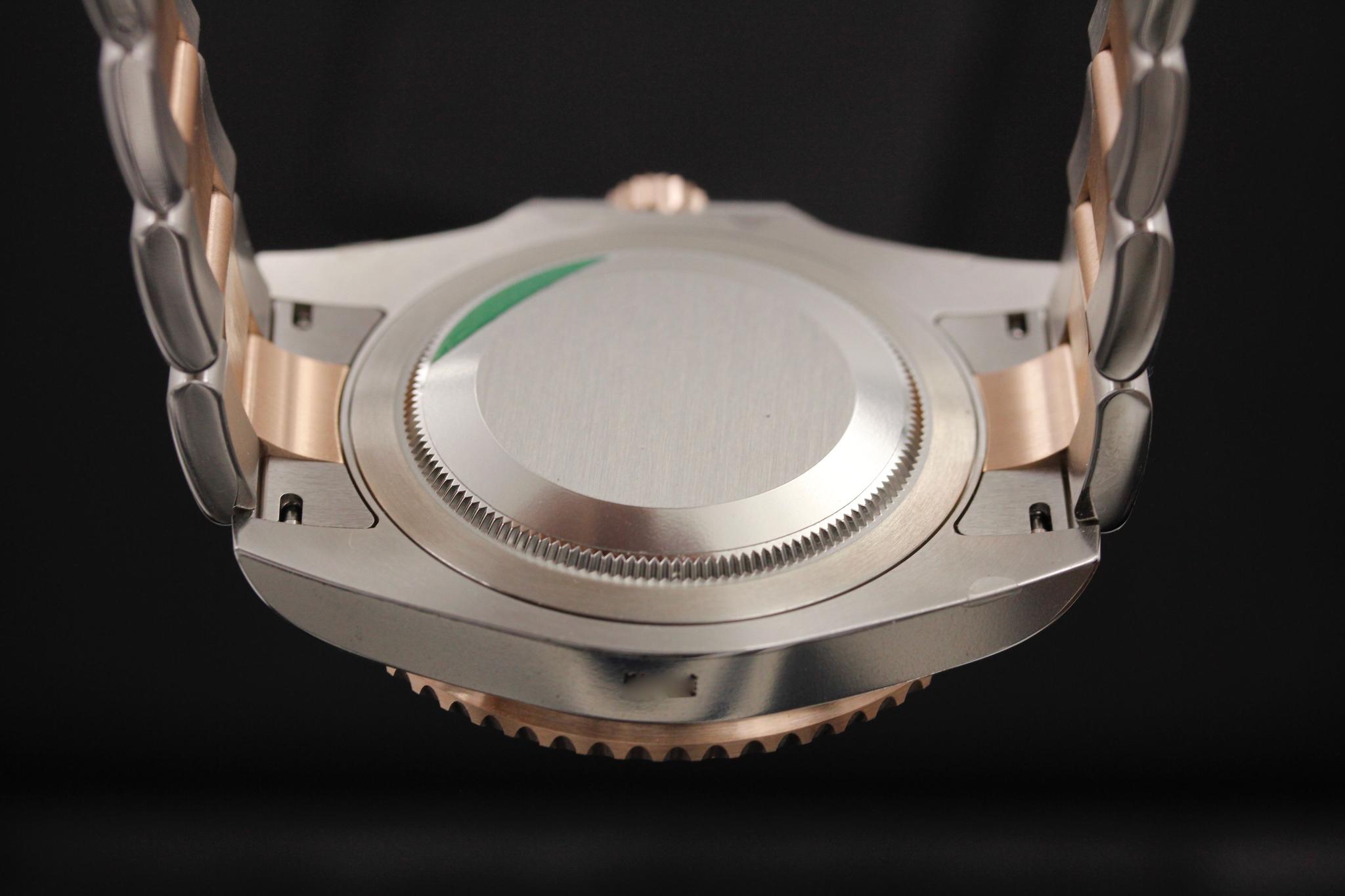 Watch Image 7