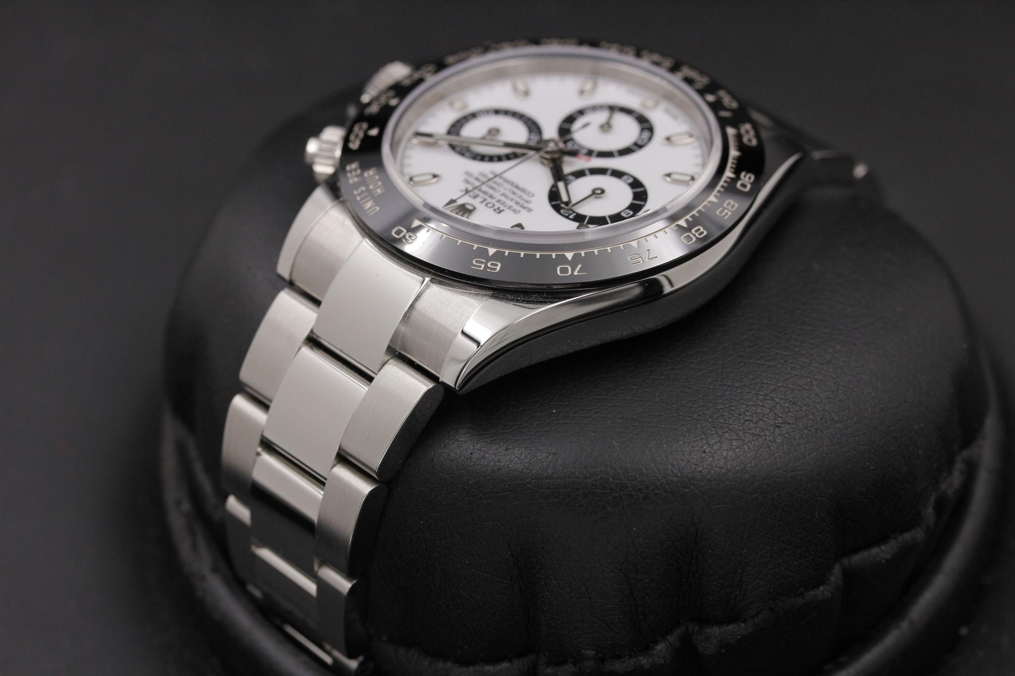 Watch Image 5