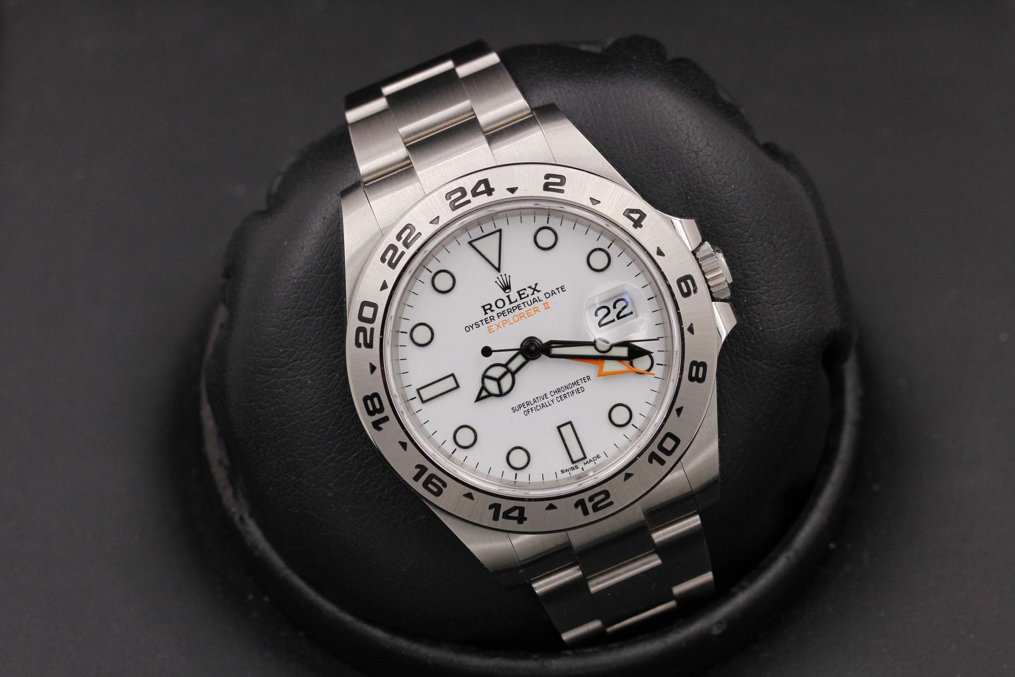 Watch Image 9