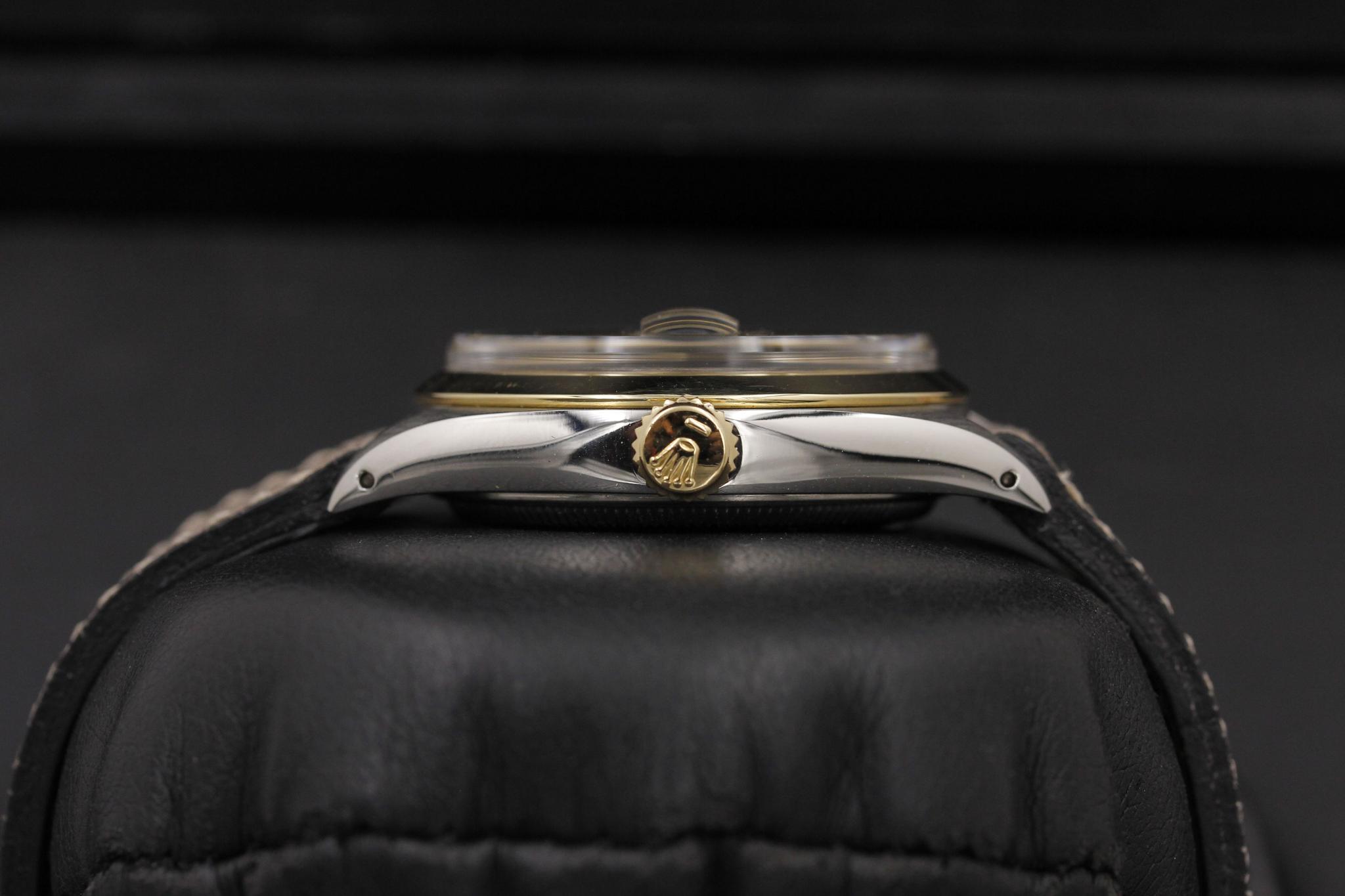 Watch Image 3