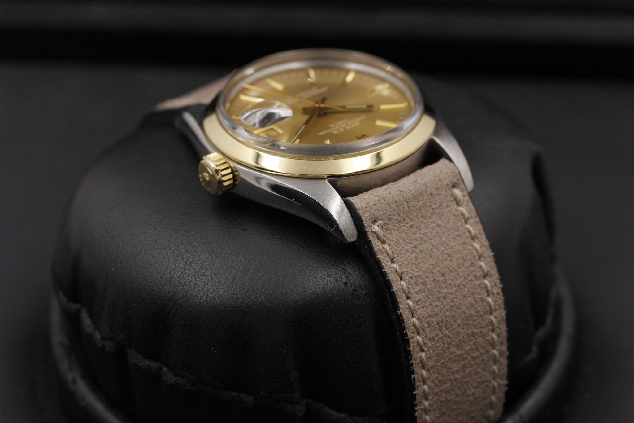 Watch Image 4