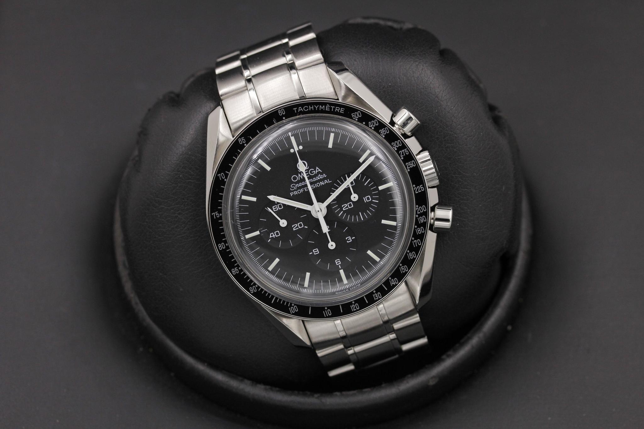 Watch Image 9