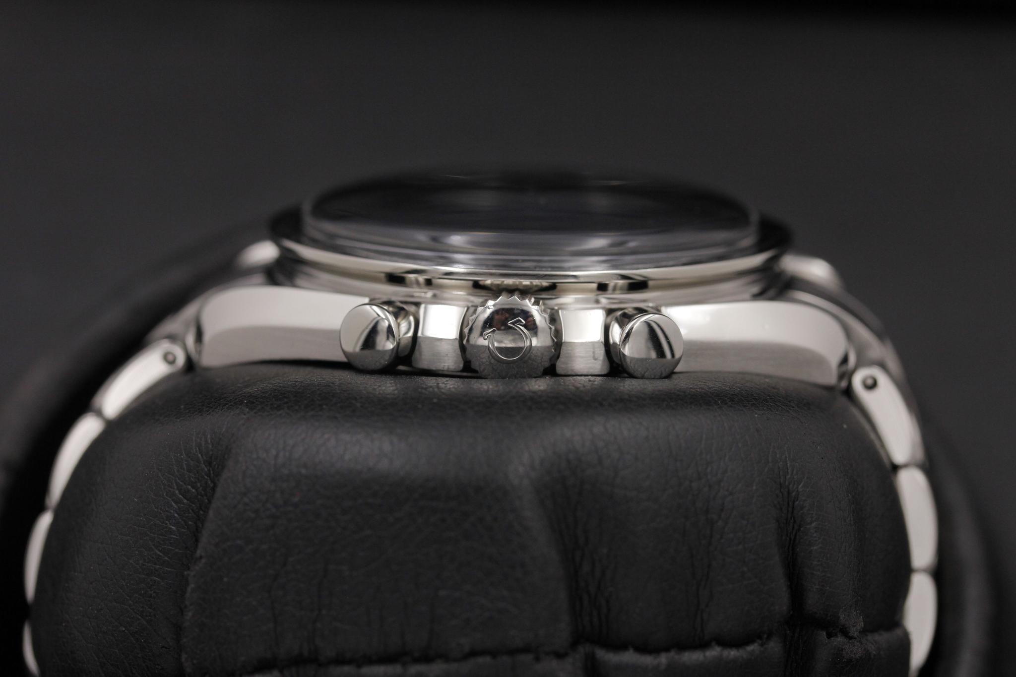 Watch Image 3
