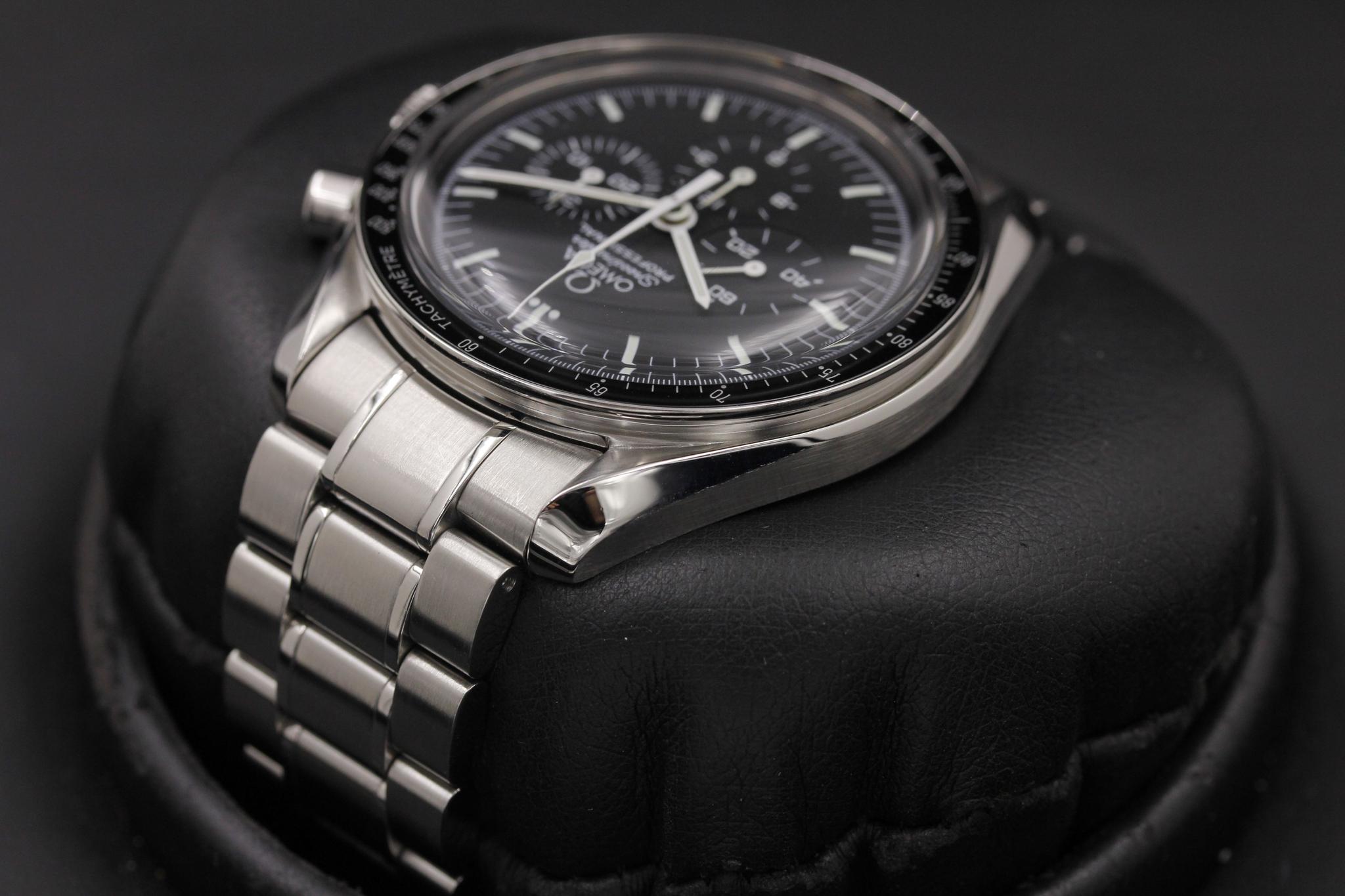 Watch Image 5