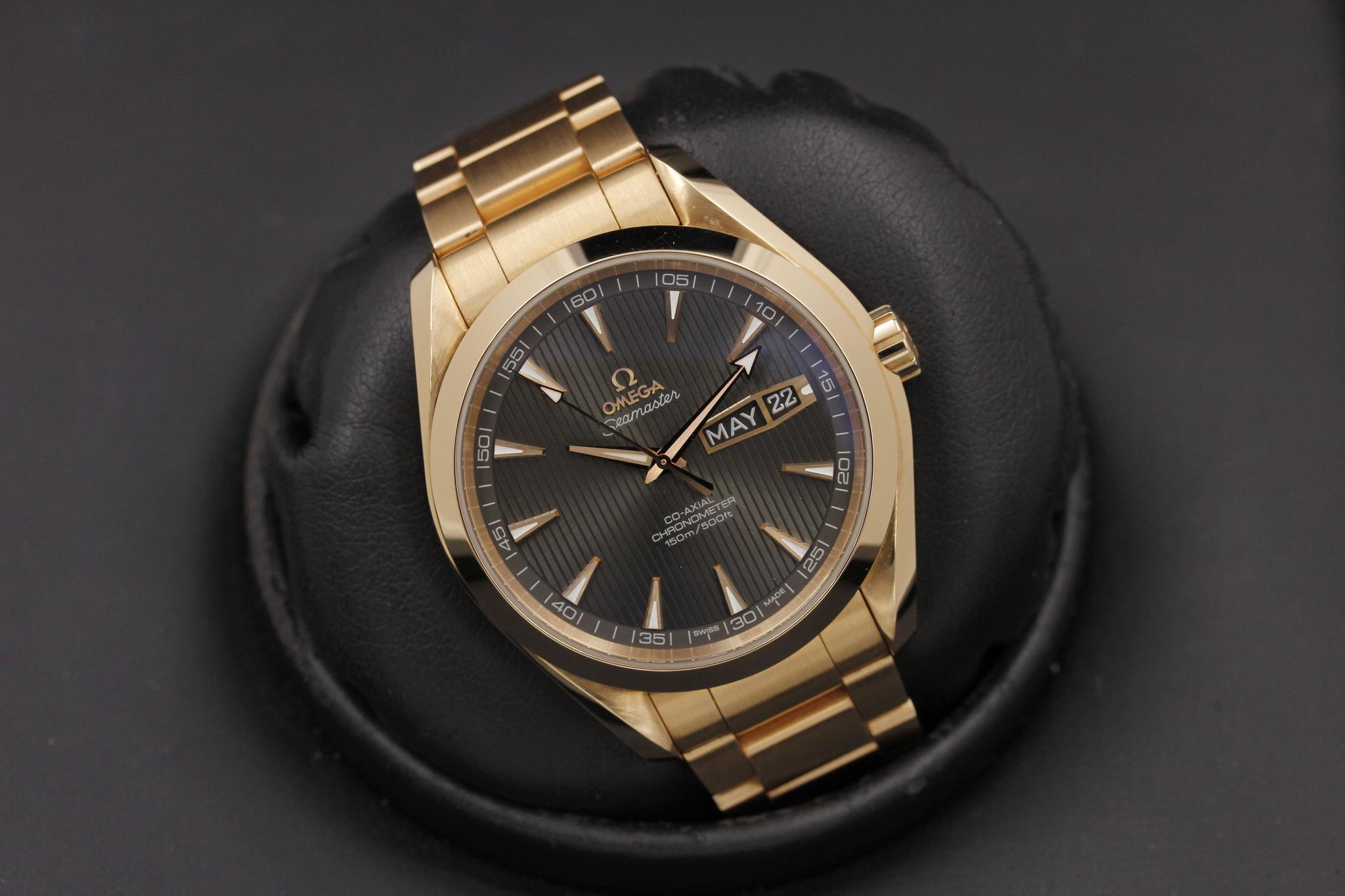 Watch Image 10