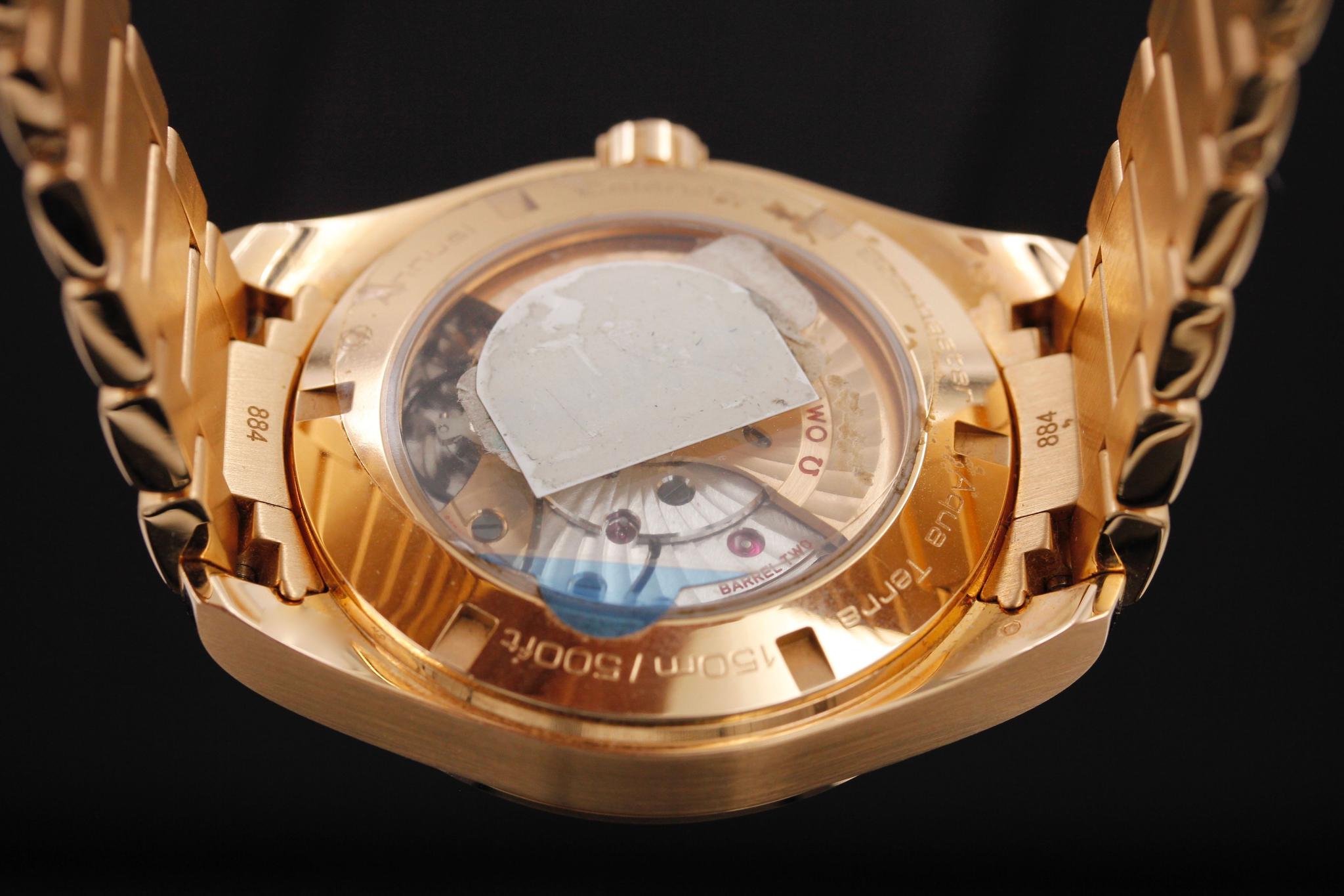 Watch Image 7