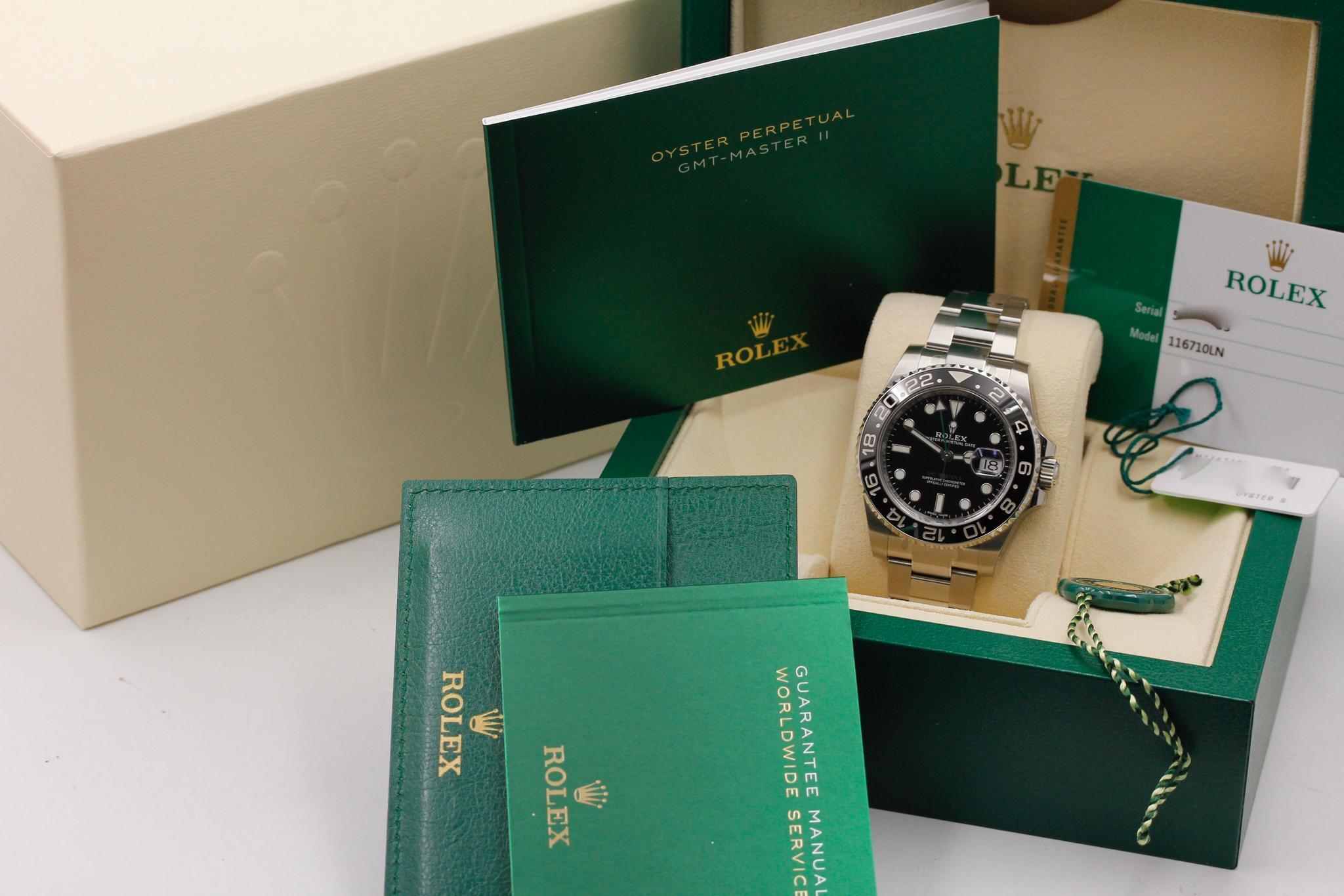 Watch Image 11