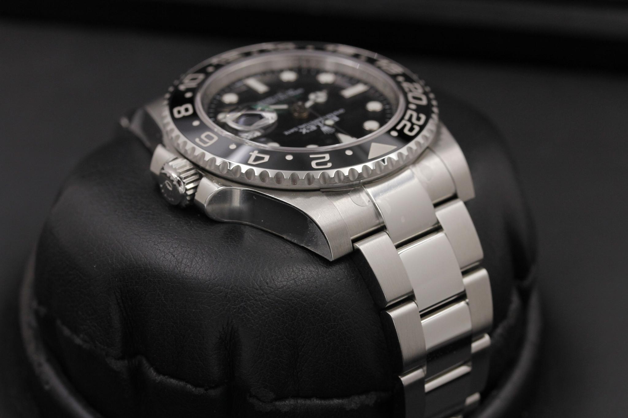Watch Image 4