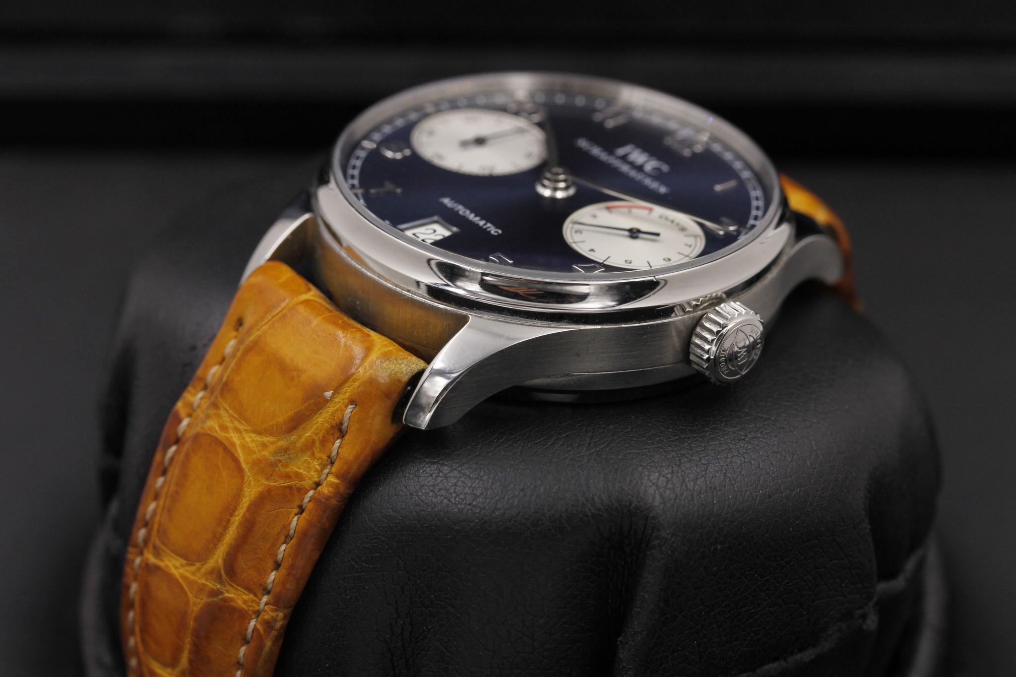 Watch Image 2