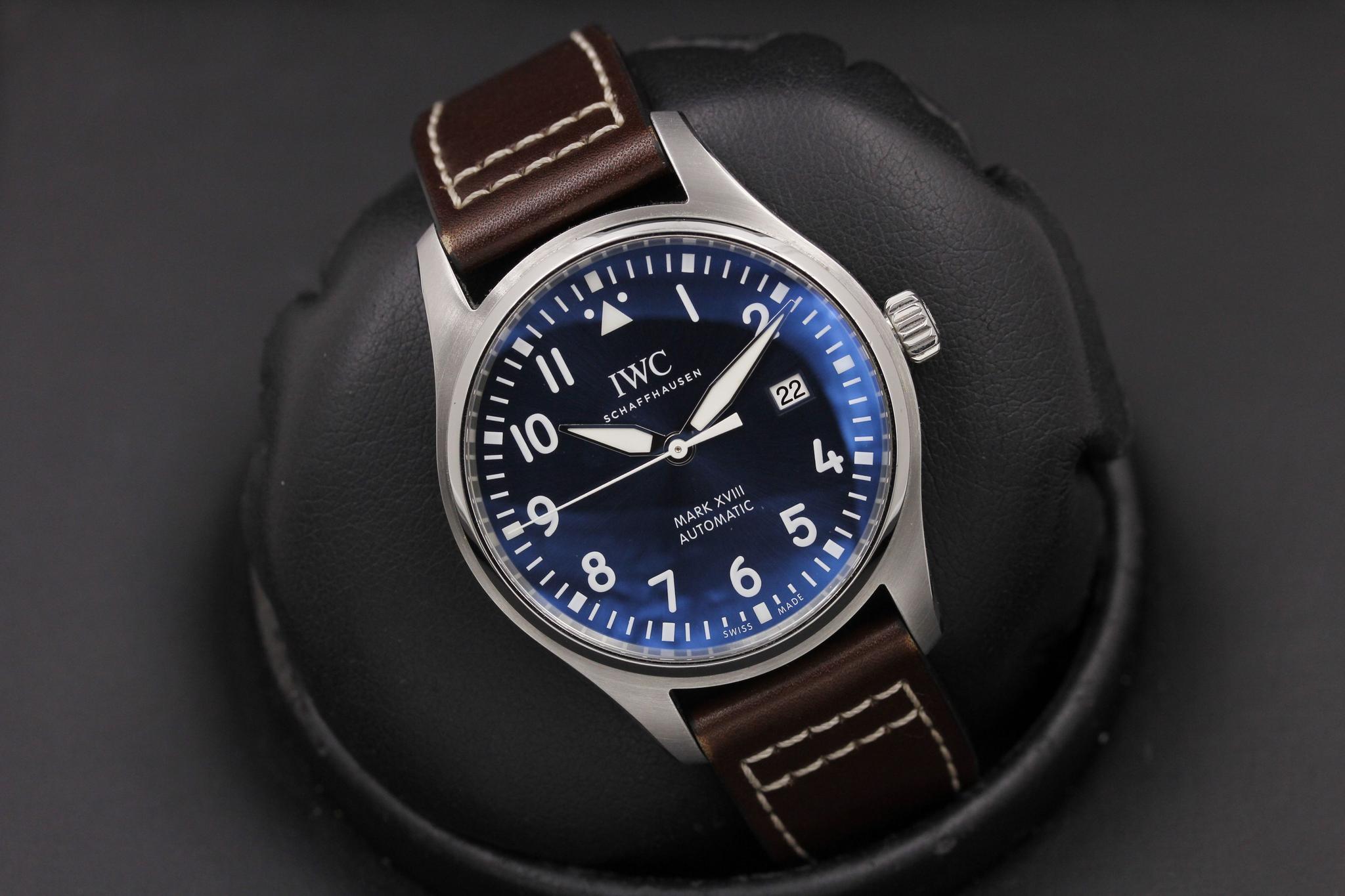 Watch Image 9