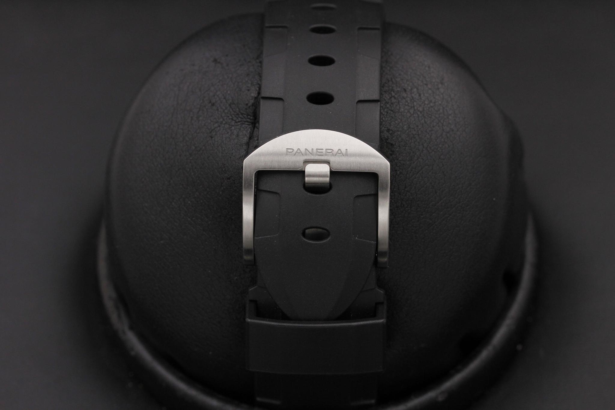 Watch Image 8