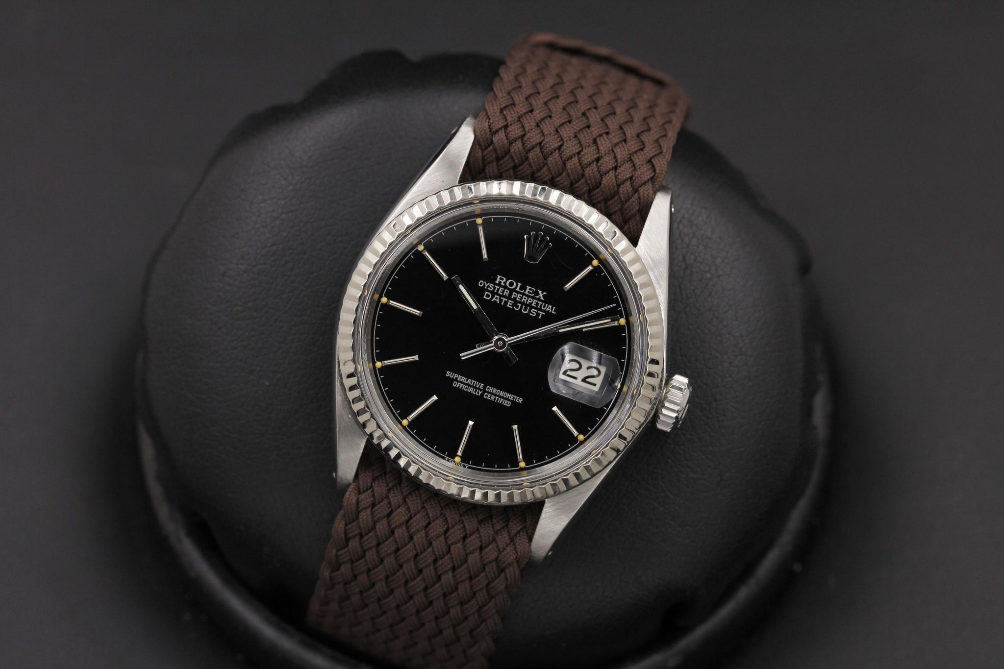 Watch Image 11