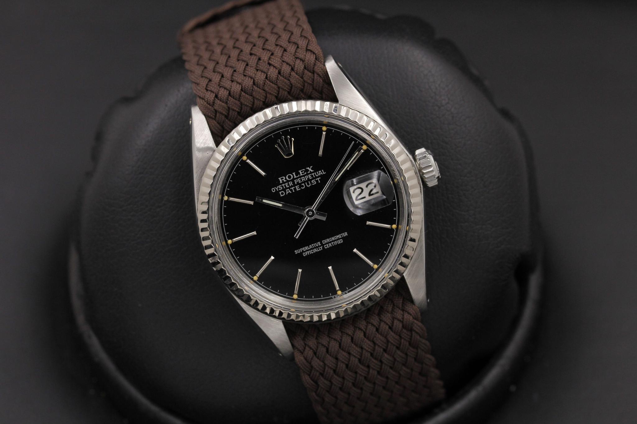Watch Image 10