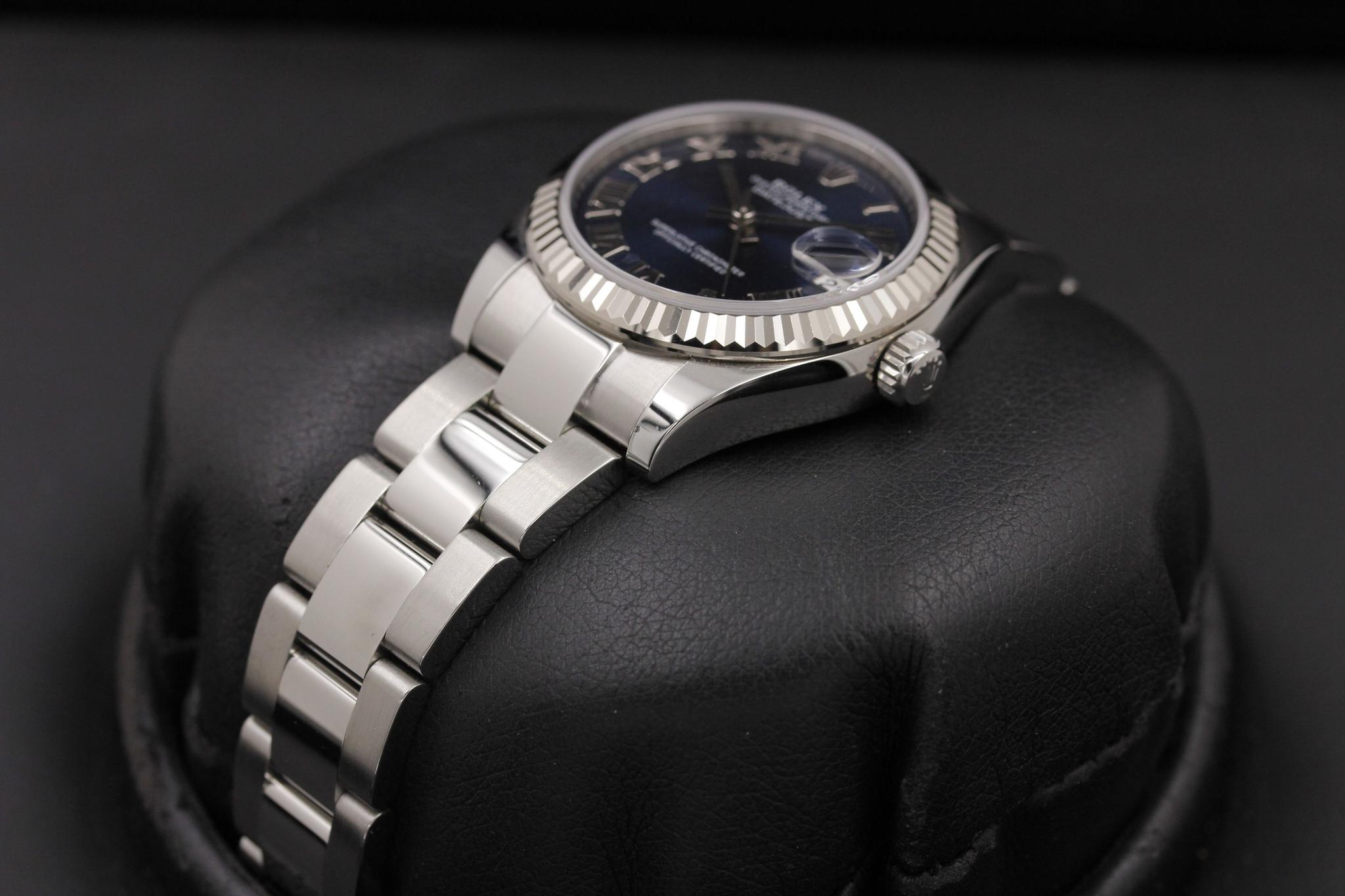 Watch Image 2