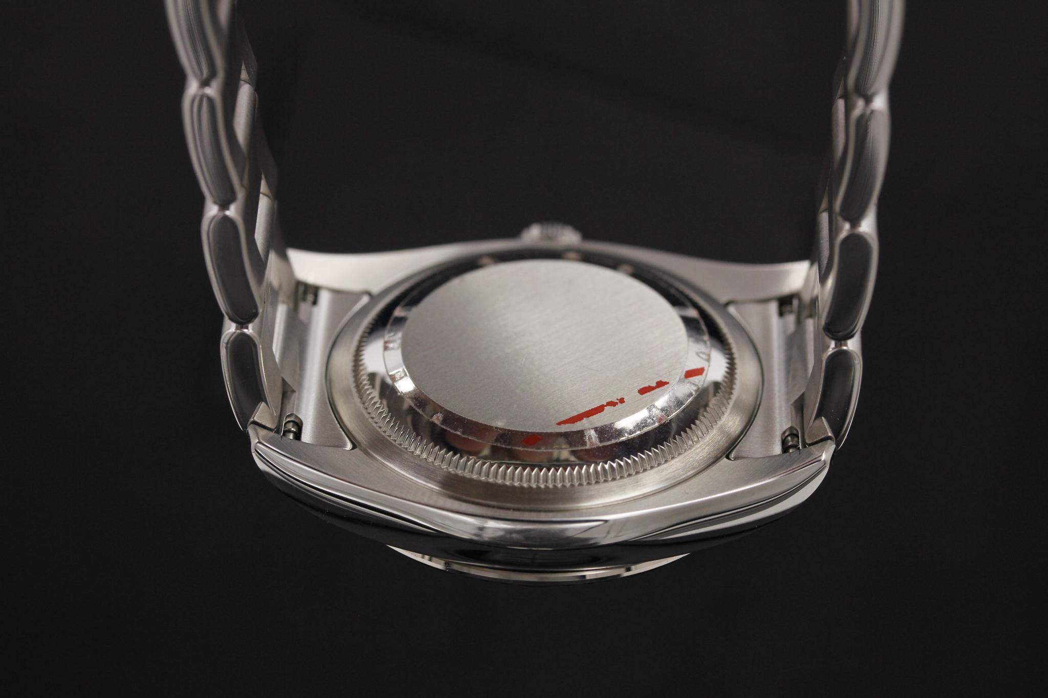 Watch Image 7