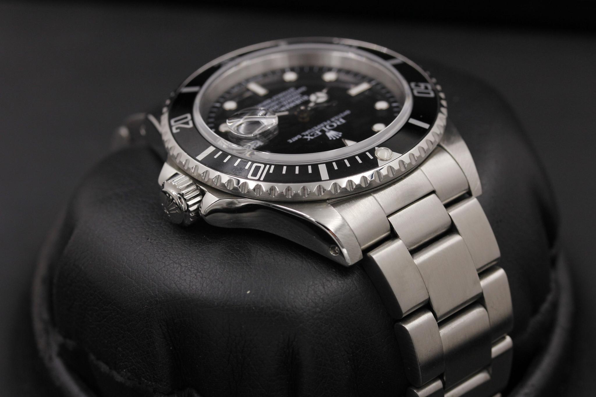 Watch Image 4
