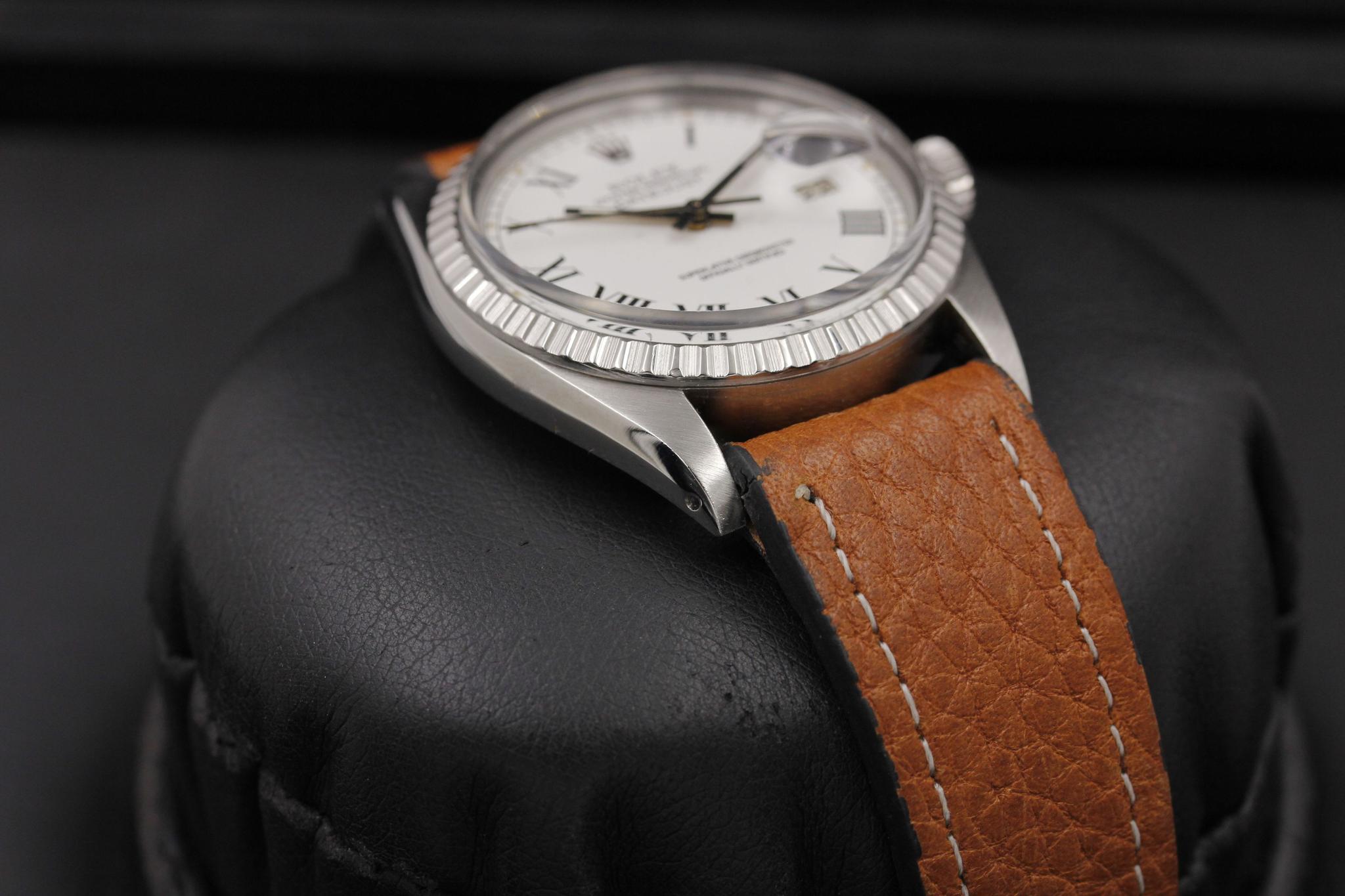 Watch Image 7