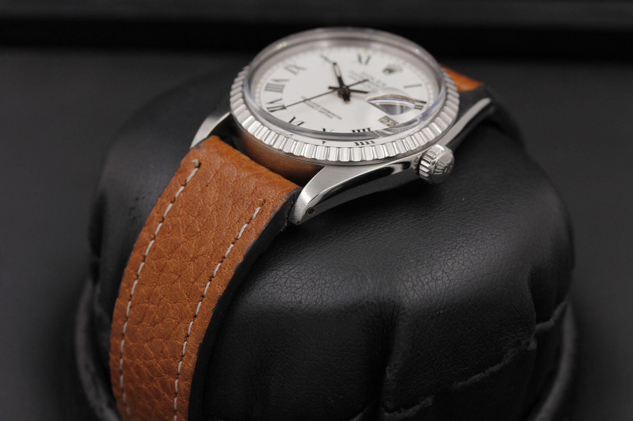 Watch Image 3