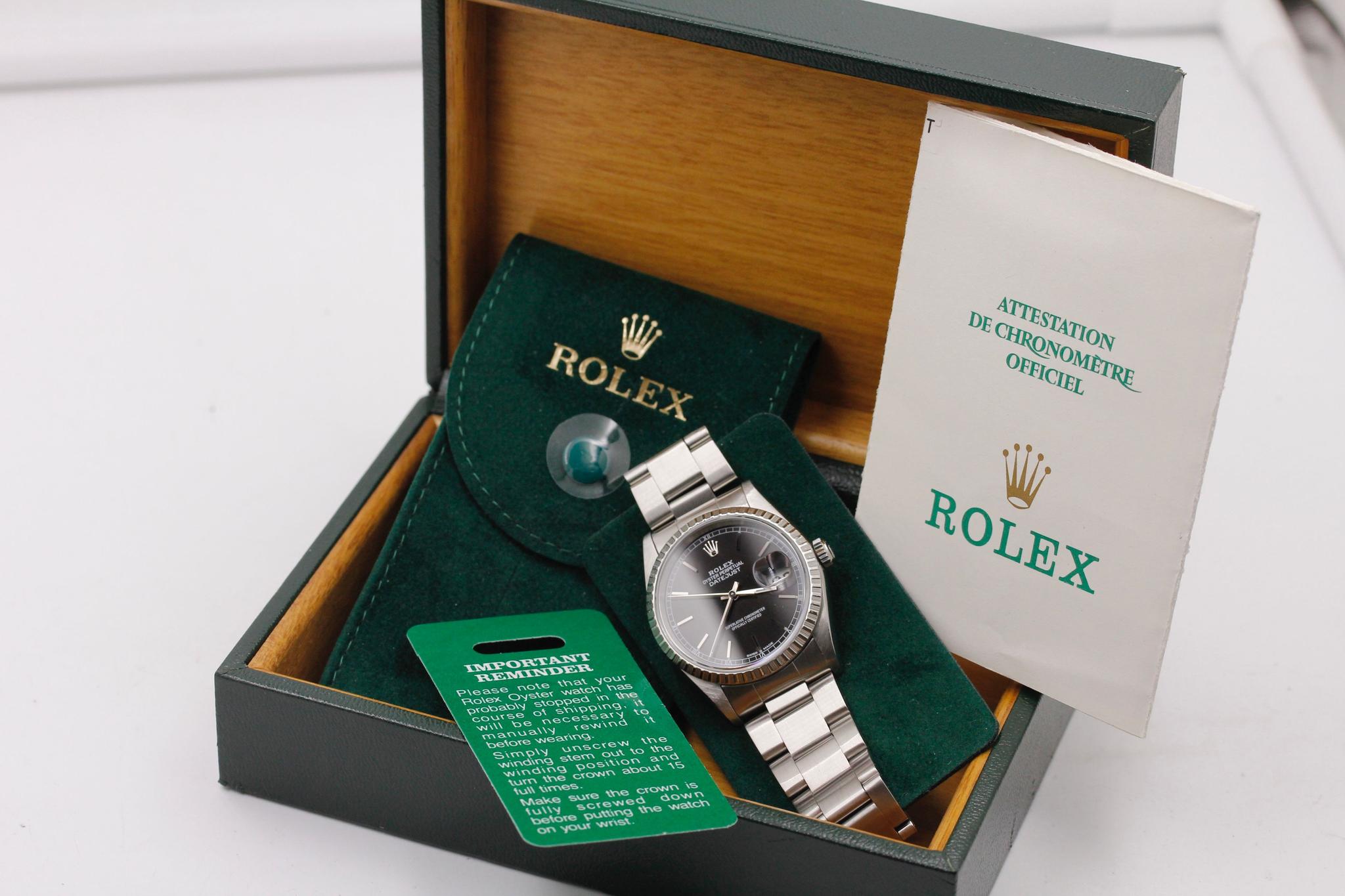 Watch Image 13