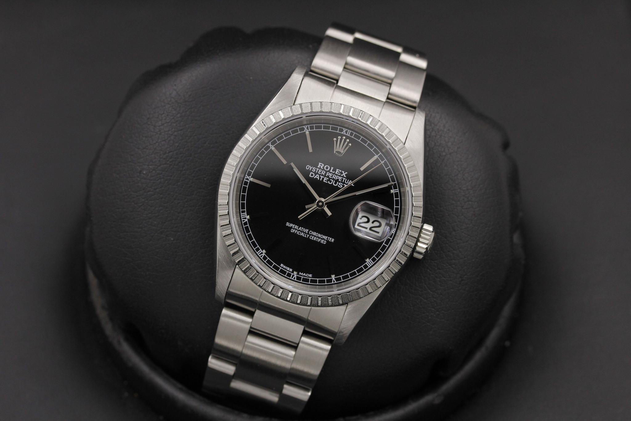 Watch Image 11