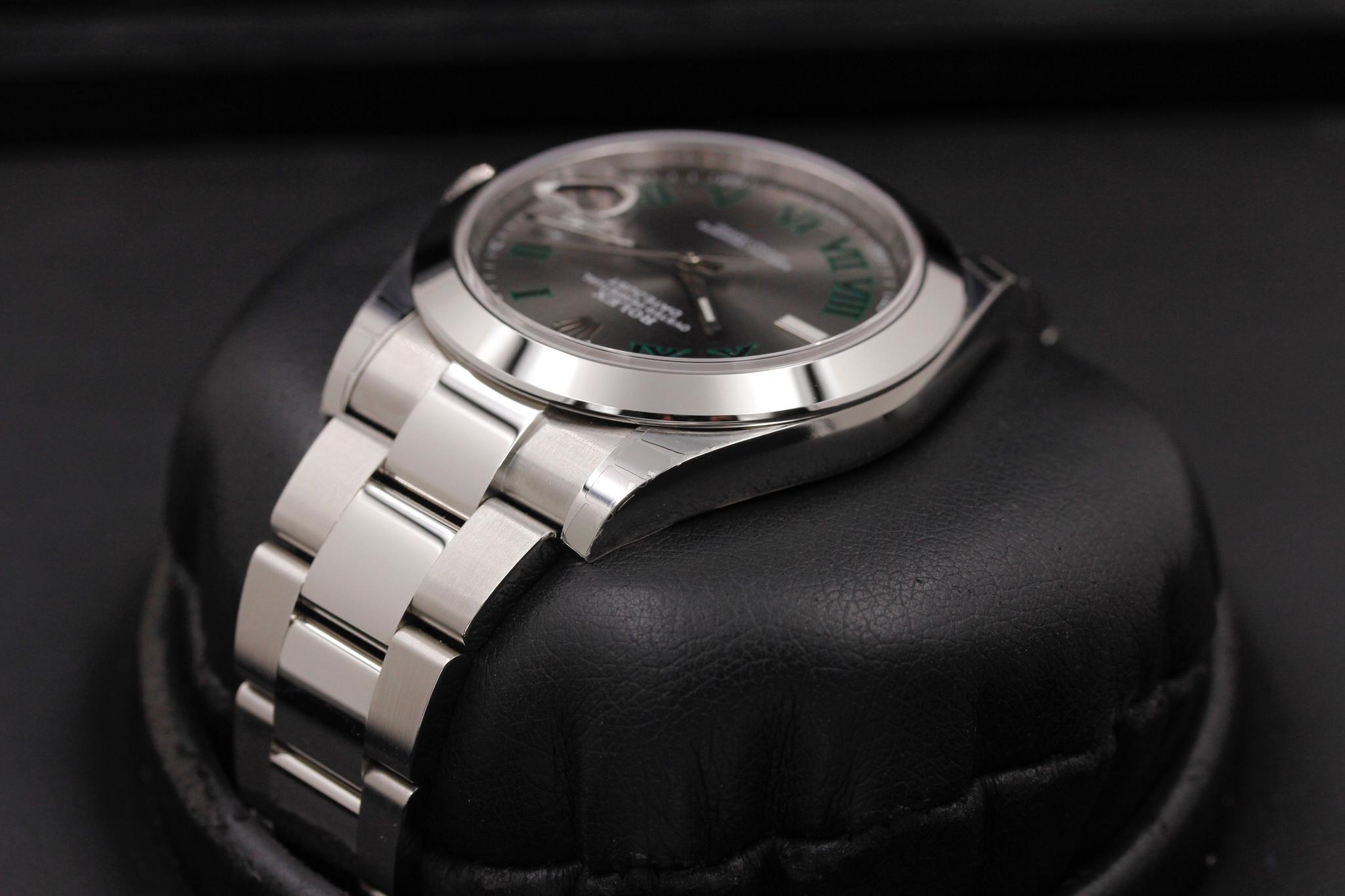 Watch Image 5