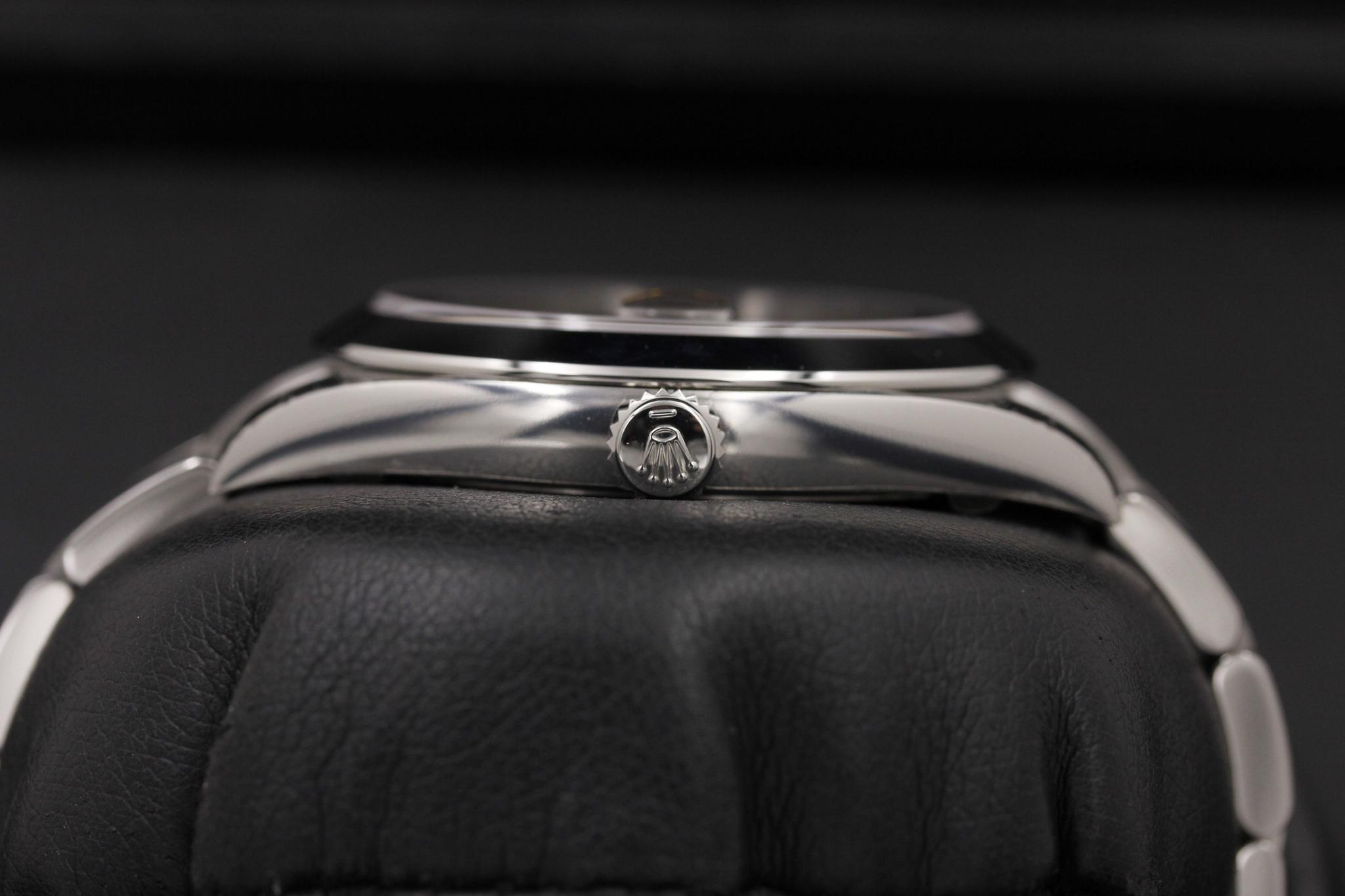 Watch Image 3
