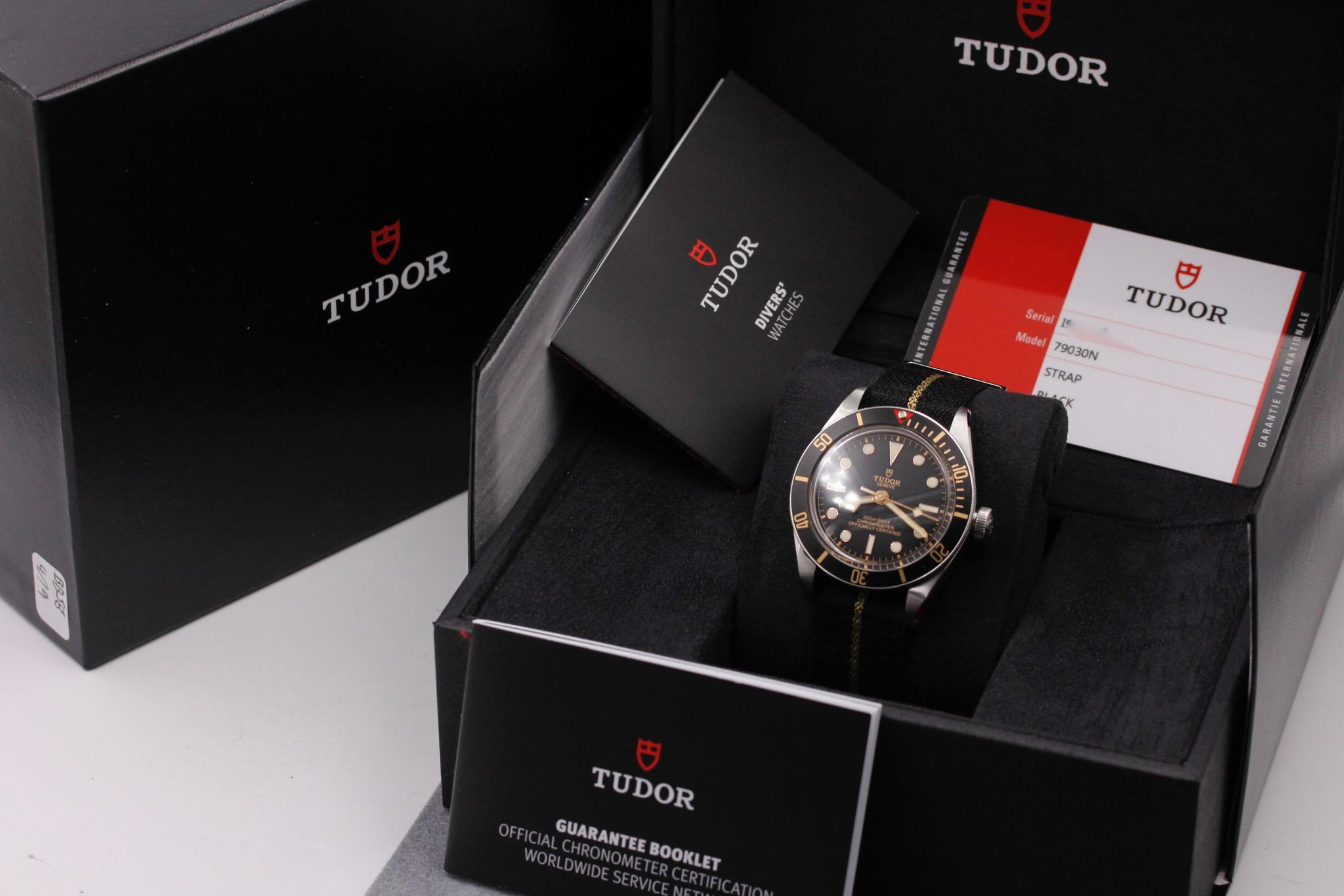 Watch Image 10