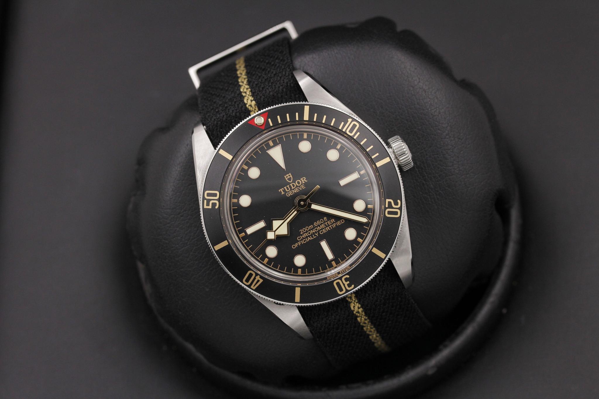 Watch Image 8