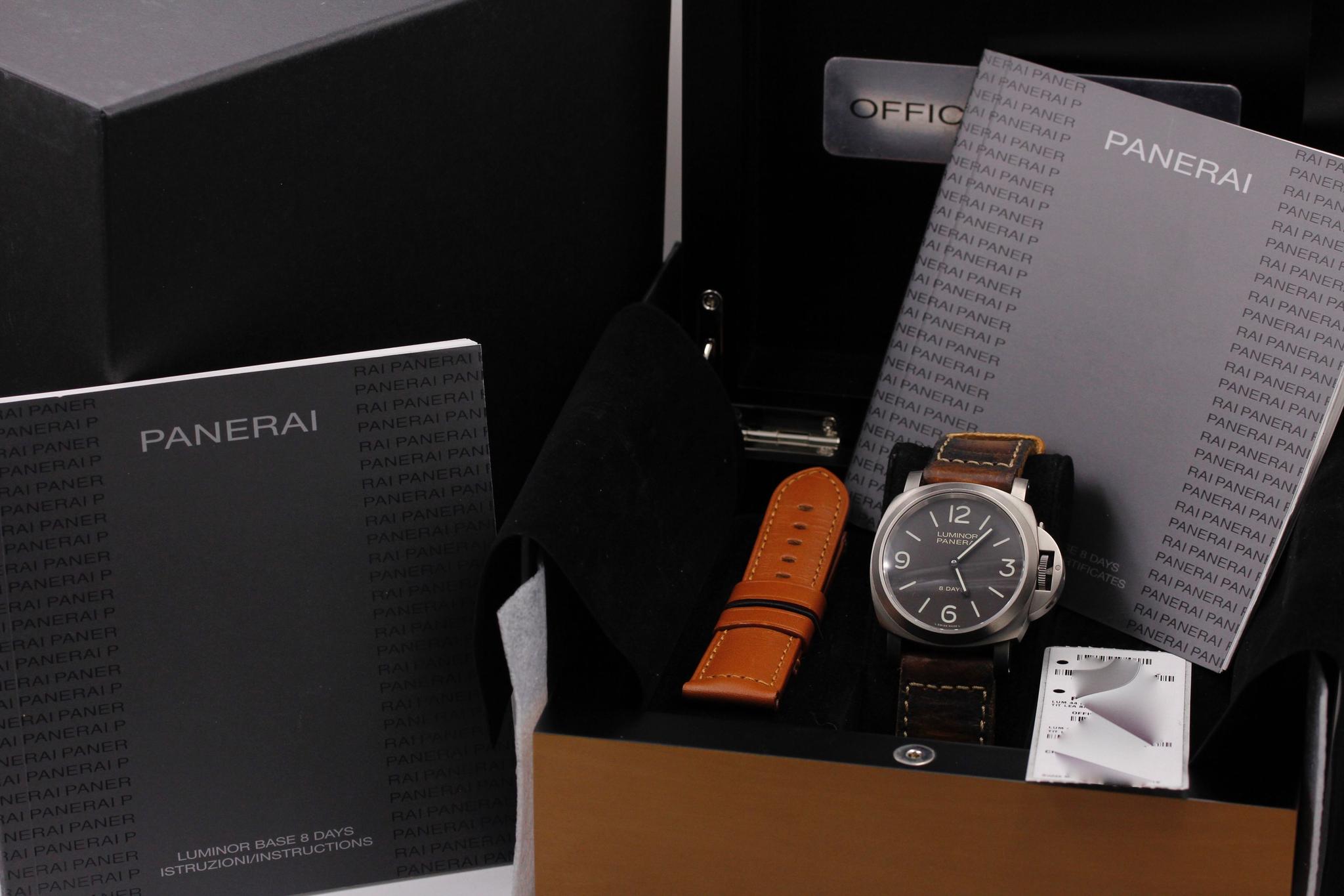 Watch Image 11