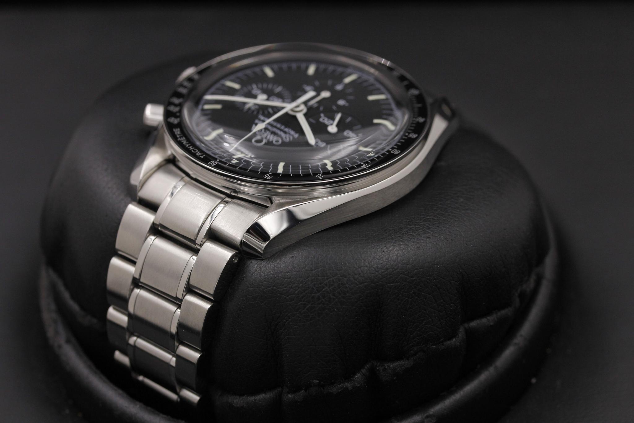 Watch Image 5