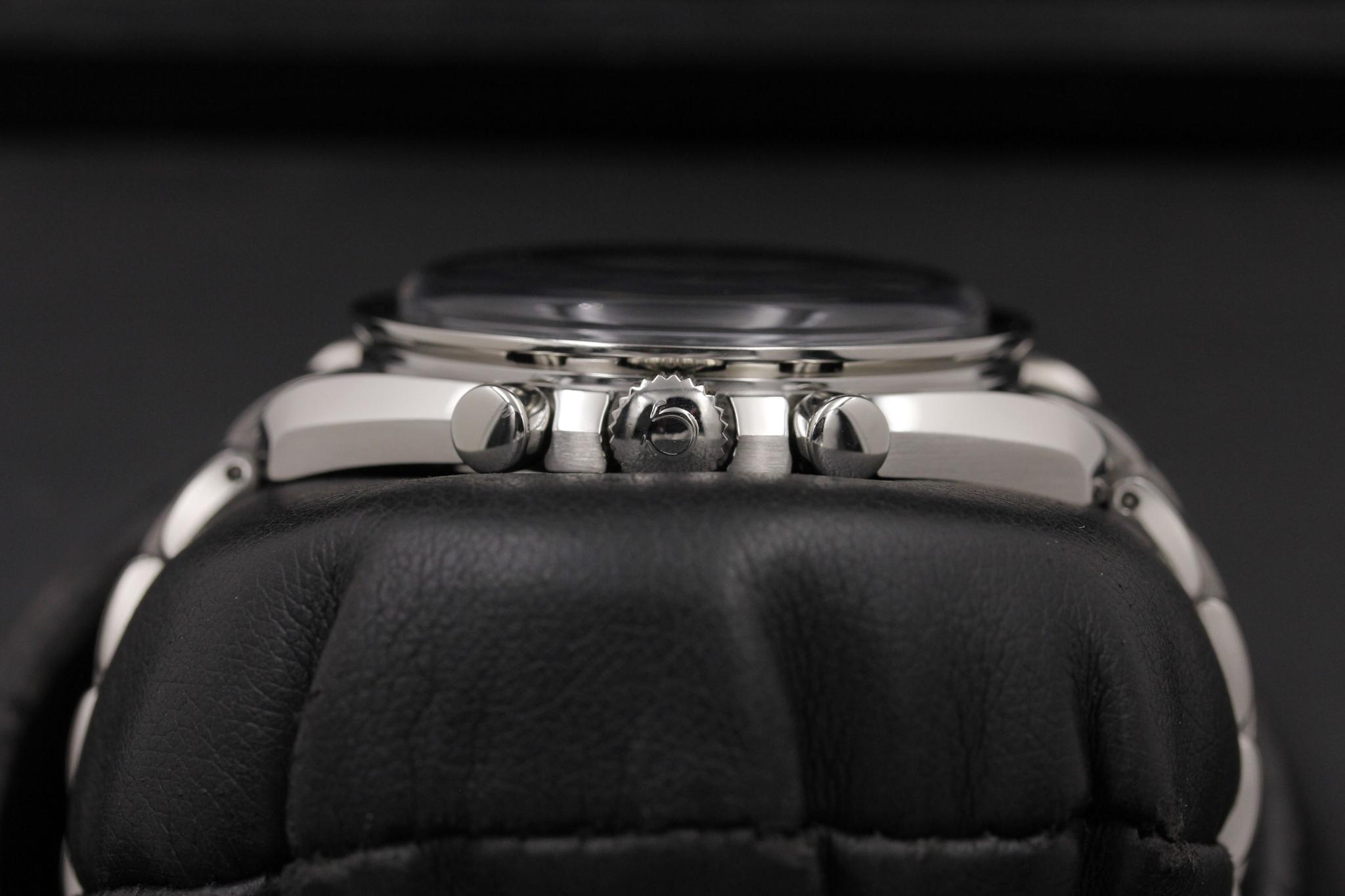 Watch Image 3
