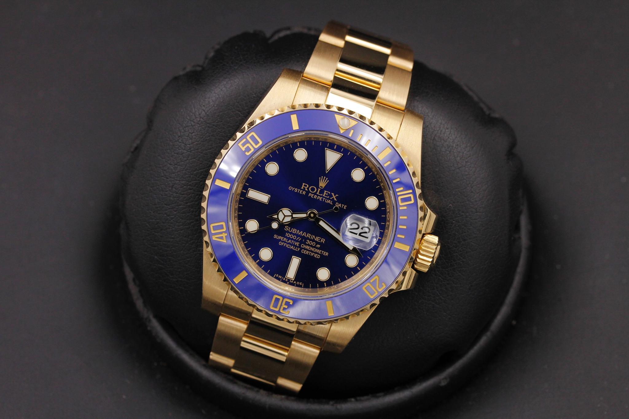 Watch Image 10