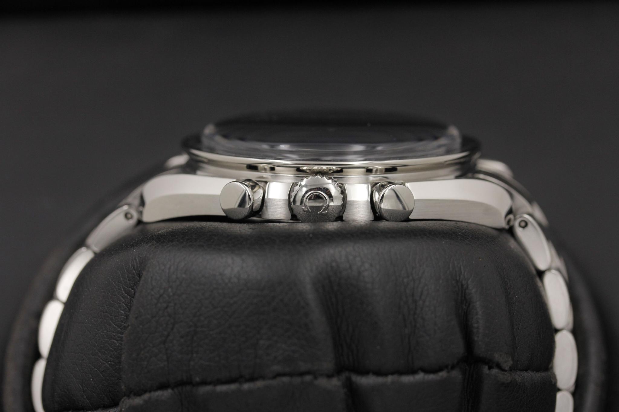 Watch Image 3